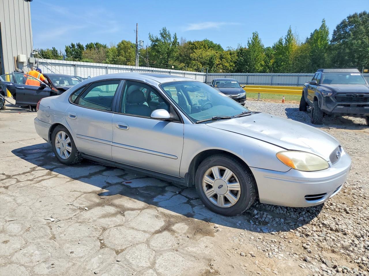 2005 Ford Taurus Sel Silver vin: 1FAFP56215A232352