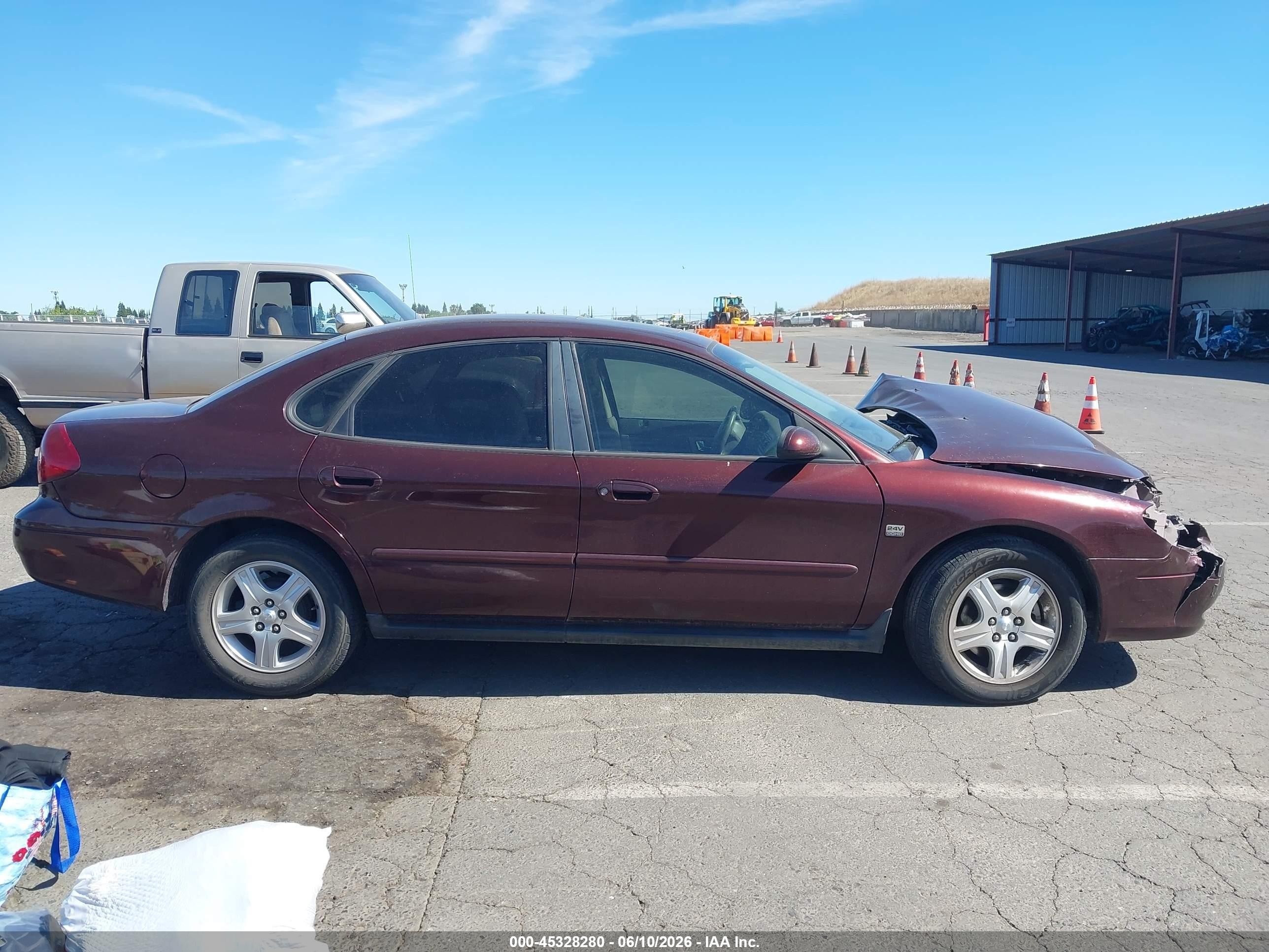 2001 Ford Taurus Sel Red vin: 1FAFP56S01A236869