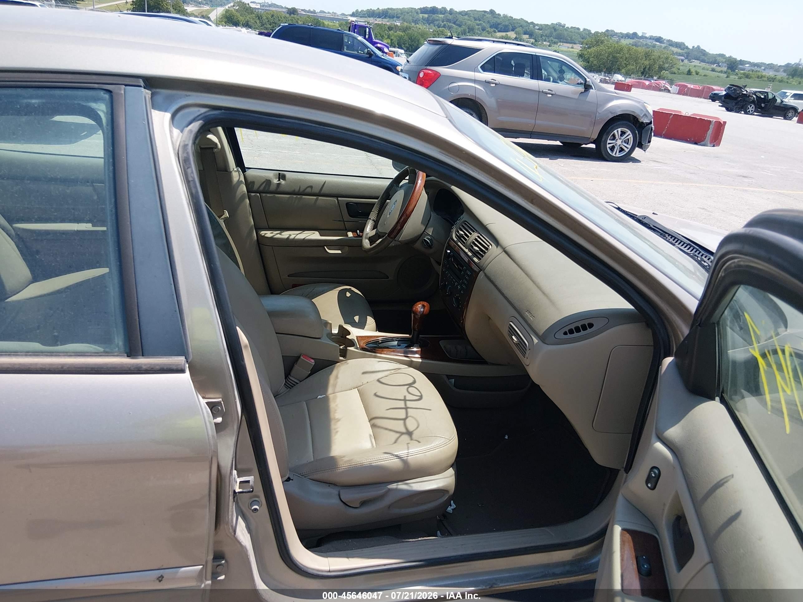 2005 Ford Taurus Sel Gold vin: 1FAFP56S05A199005