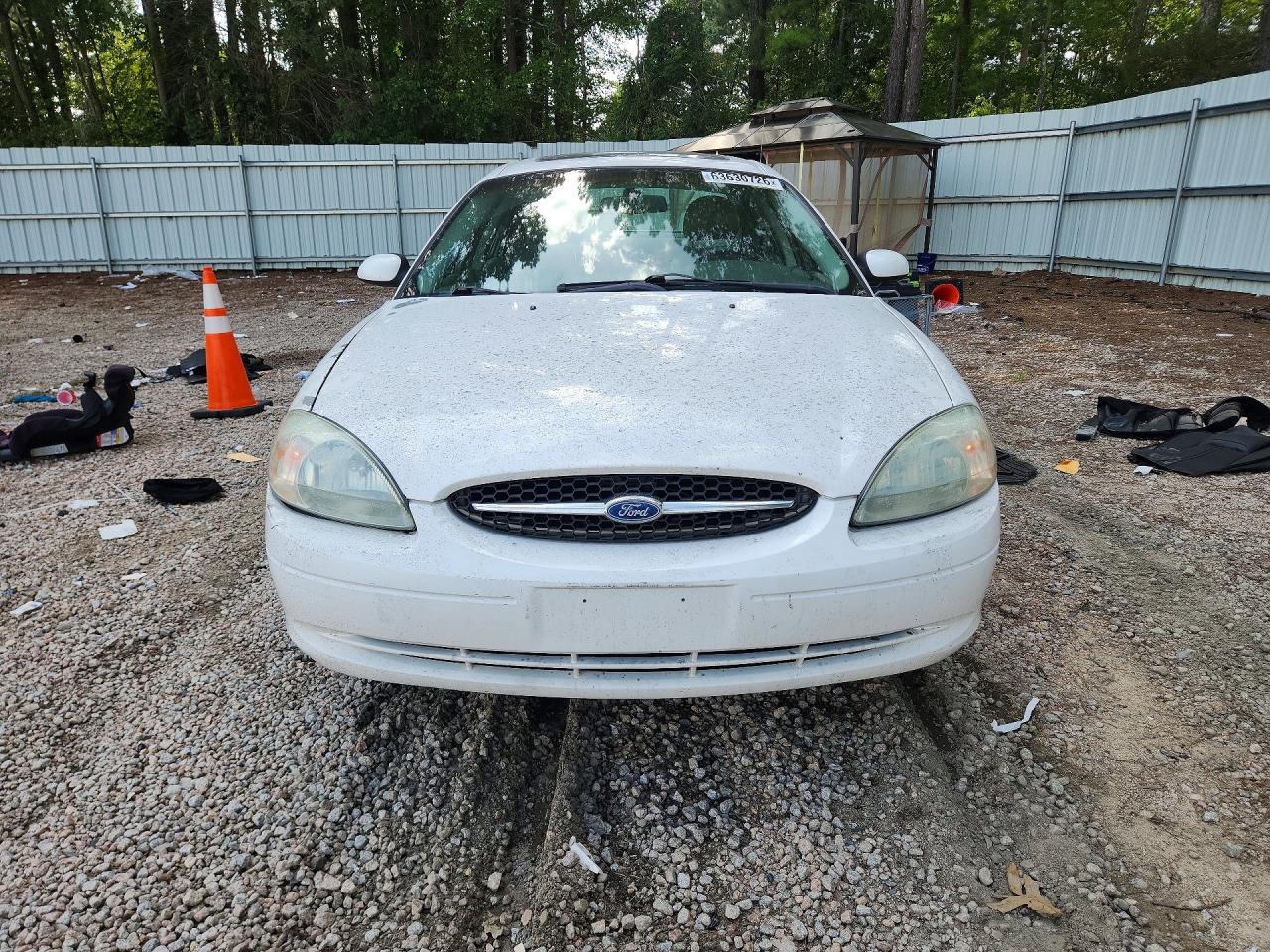 2002 Ford Taurus Sel White vin: 1FAFP56S12A126396