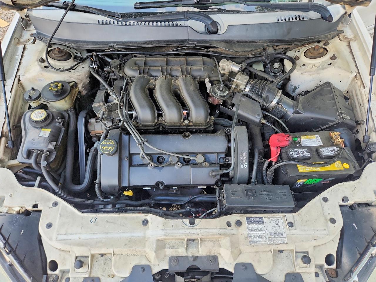 2002 Ford Taurus Sel White vin: 1FAFP56S12A126396
