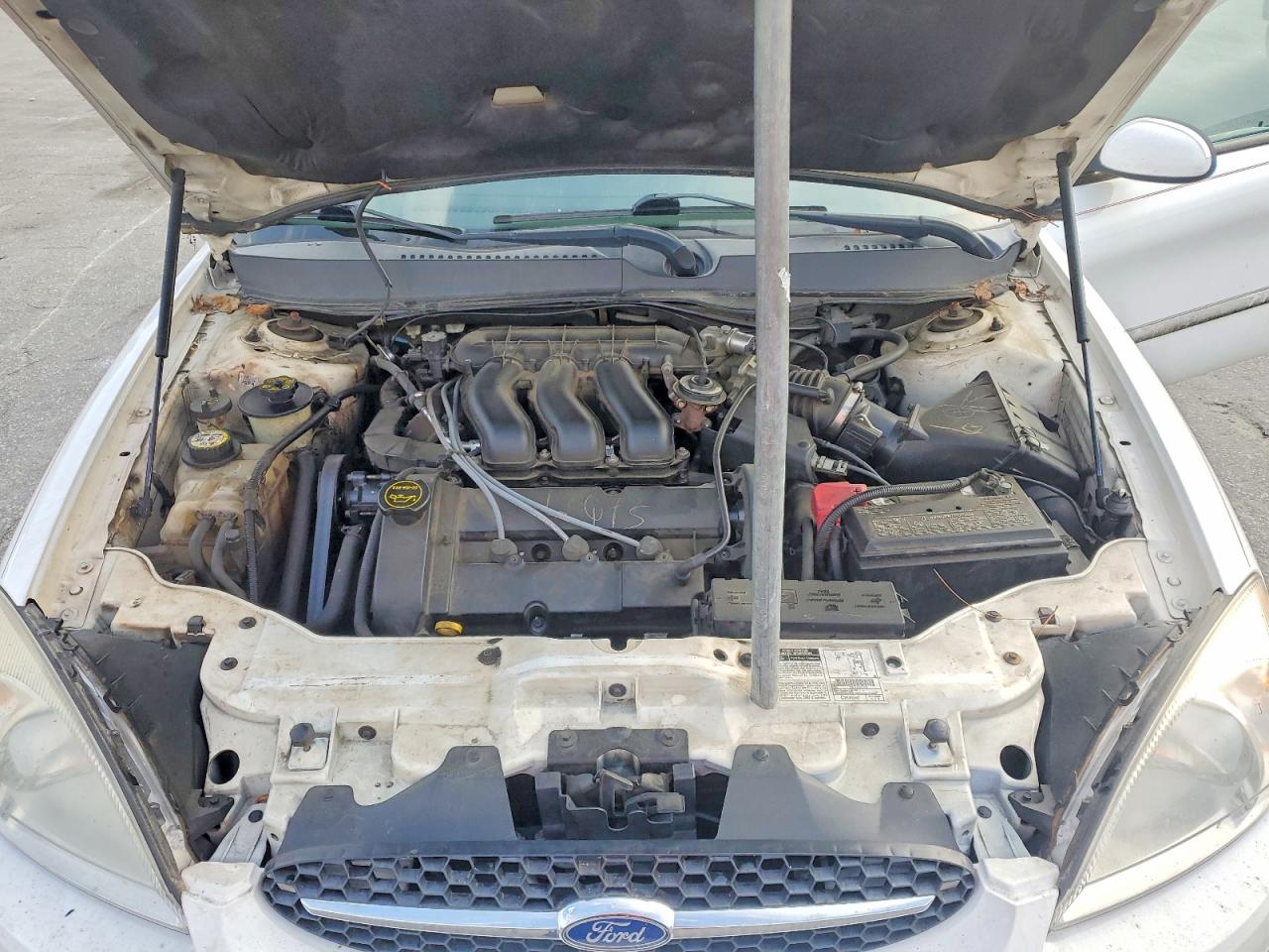 2001 Ford Taurus Sel White vin: 1FAFP56S21A176111