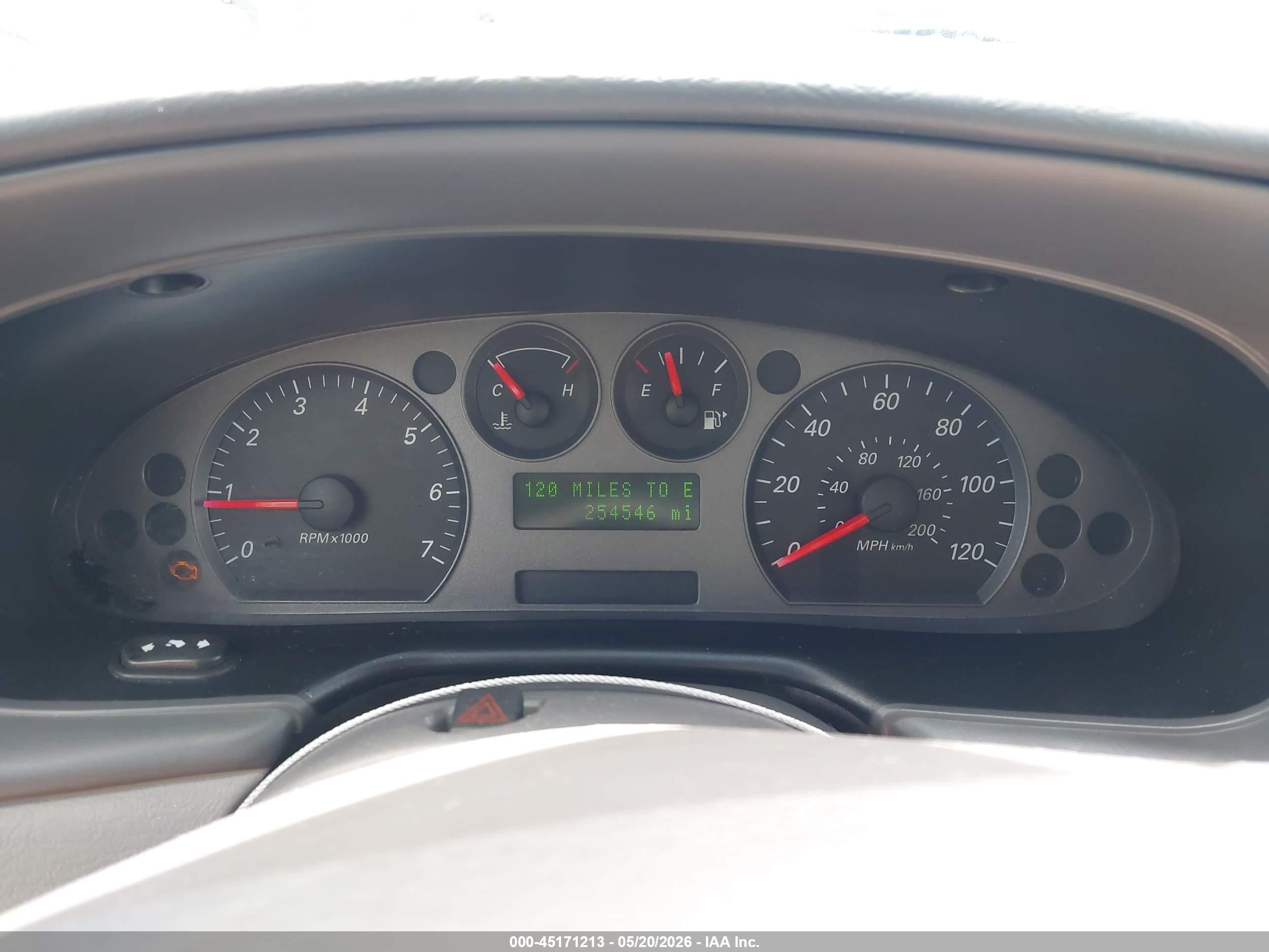2004 Ford Taurus Sel Red vin: 1FAFP56S24A164268