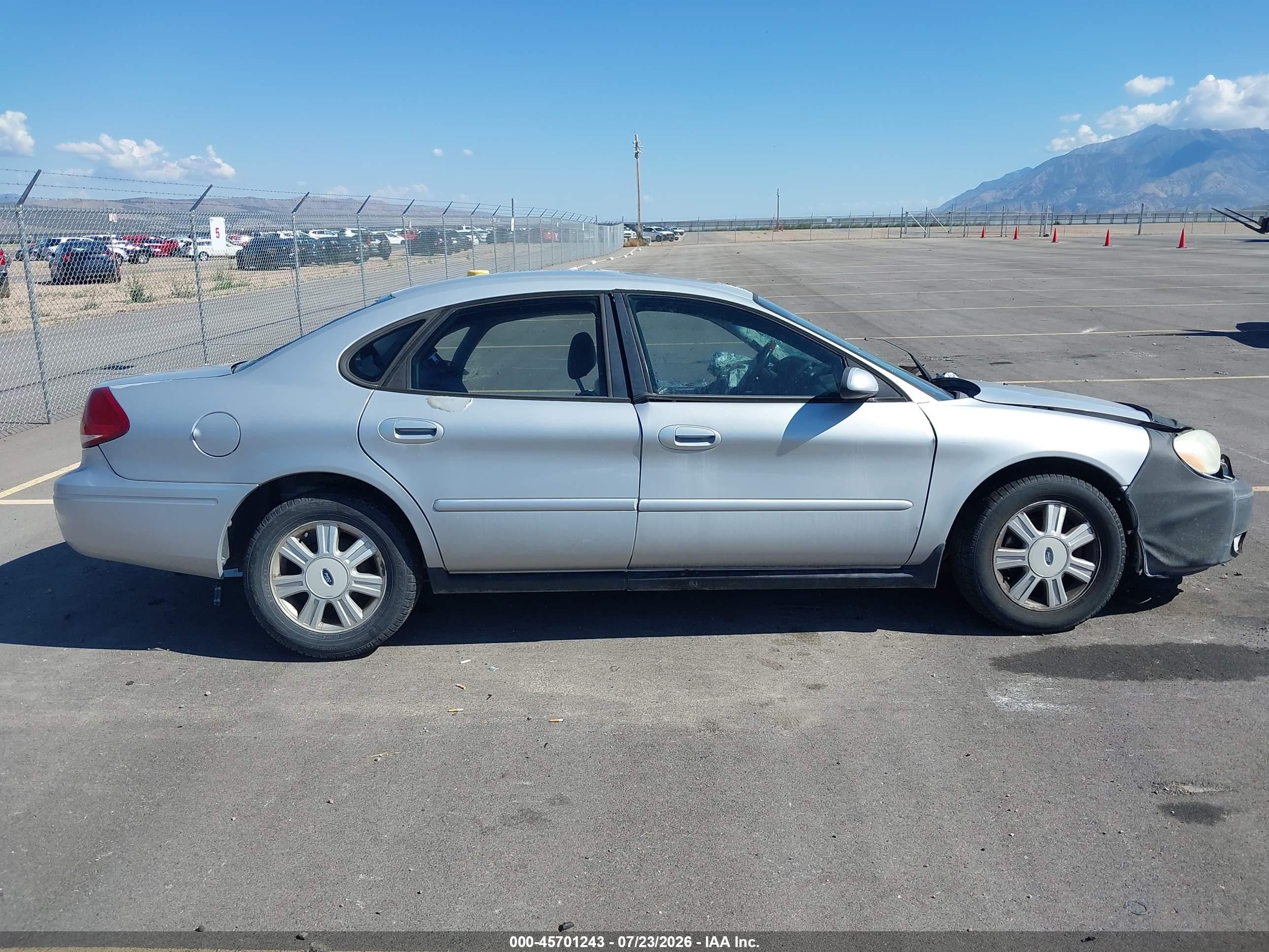 2007 Ford Taurus Sel Серебряный vin: 1FAFP56U17A132823