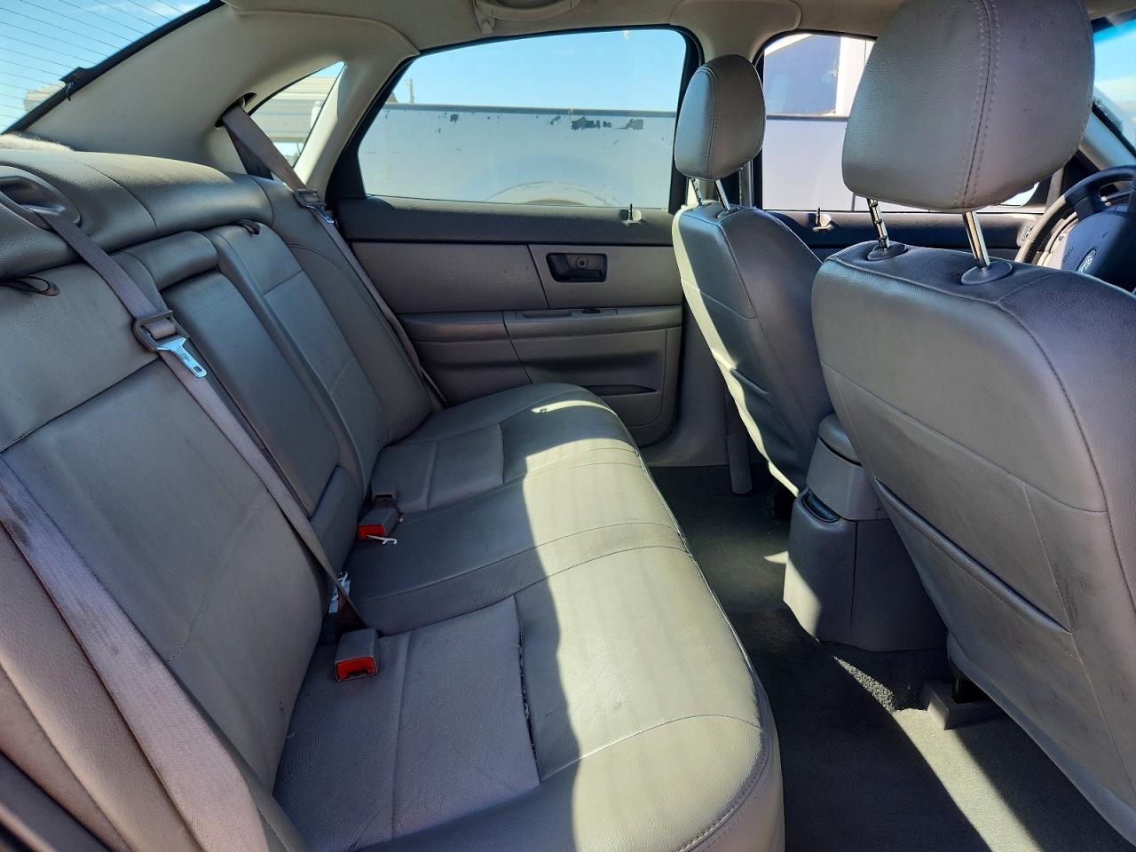 2006 Ford Taurus Silver vin: 1FAFP56U36A250001