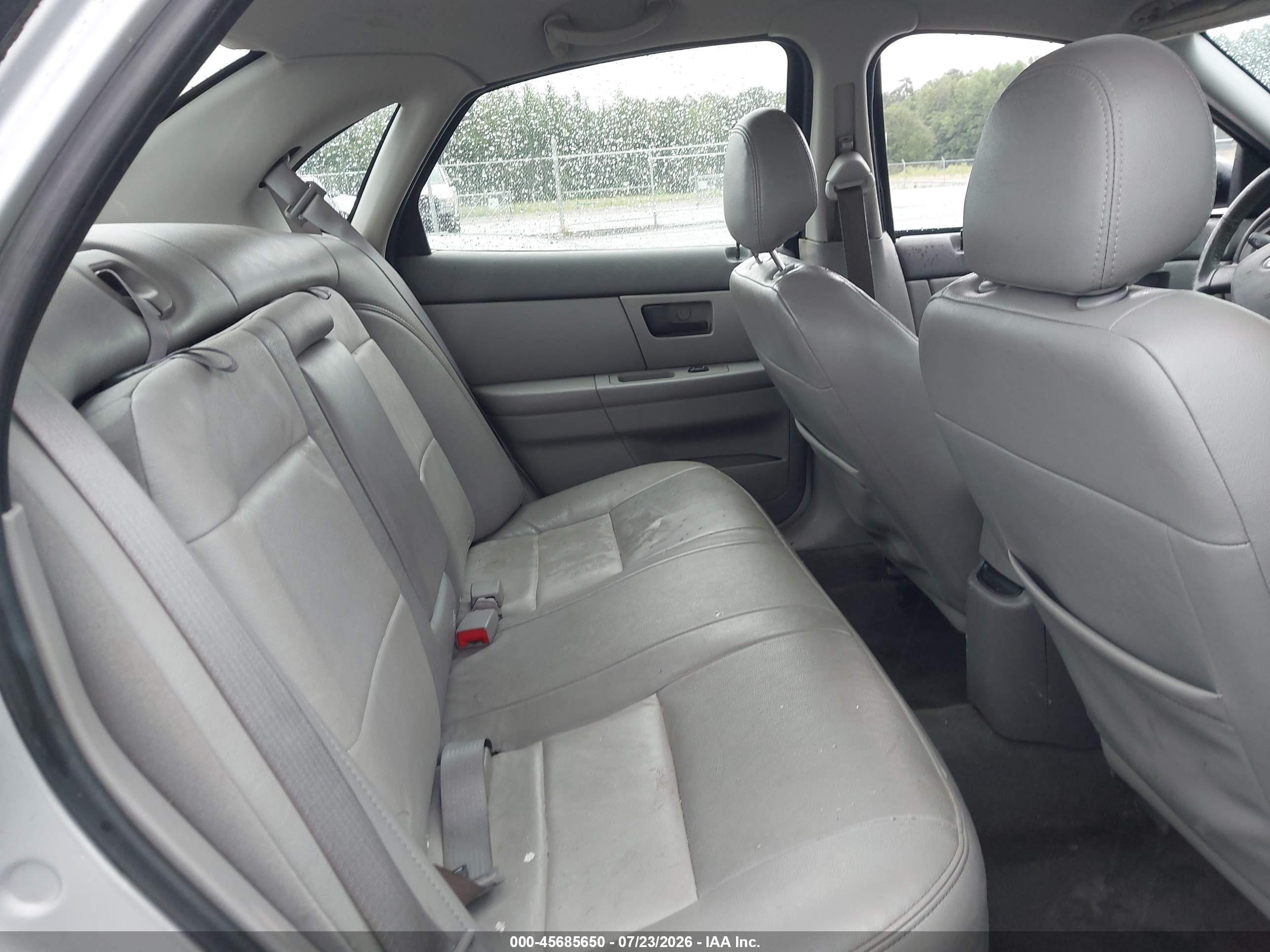 2007 Ford Taurus Sel Silver vin: 1FAFP56U37A153155