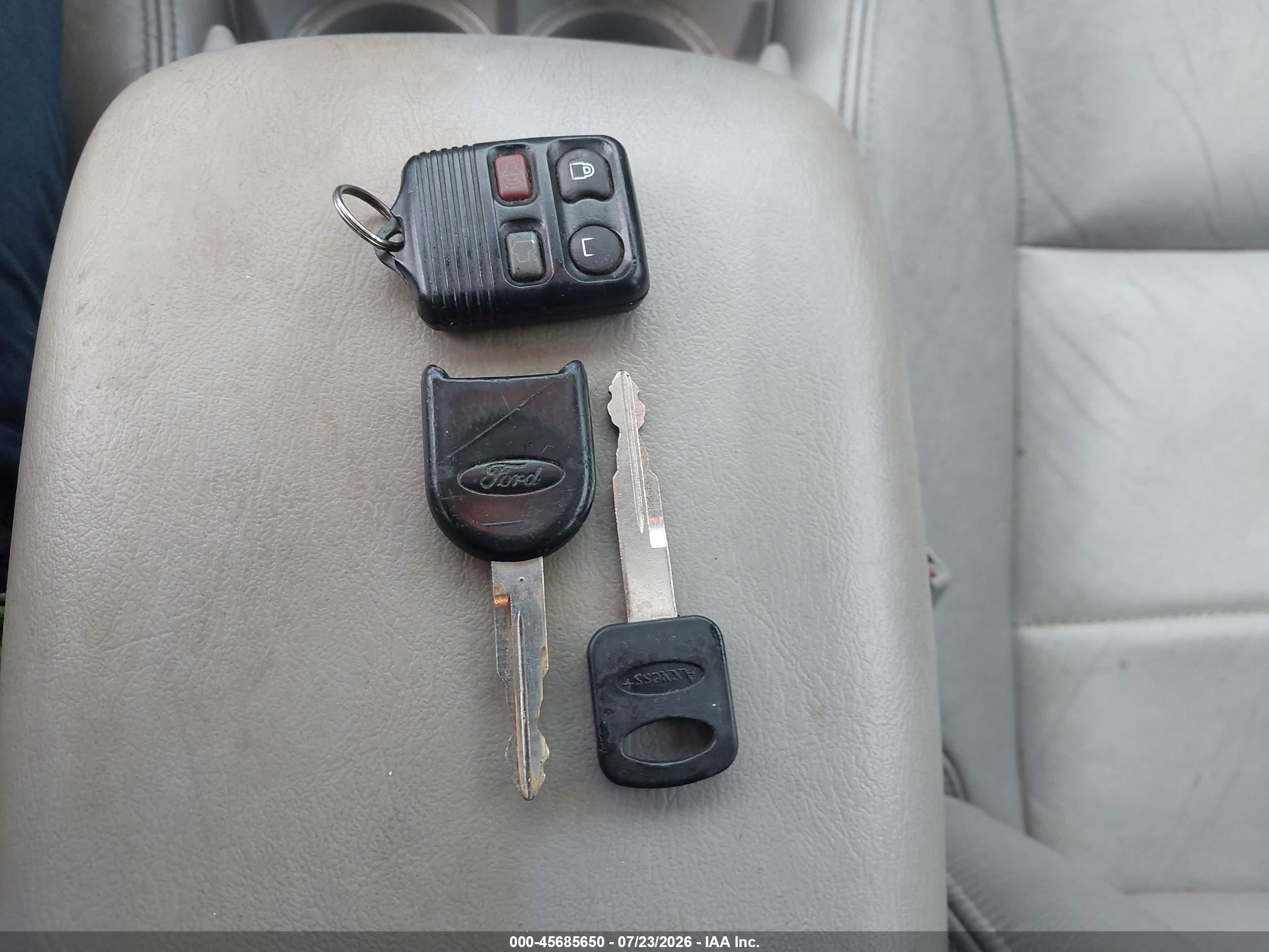 2007 Ford Taurus Sel Silver vin: 1FAFP56U37A153155