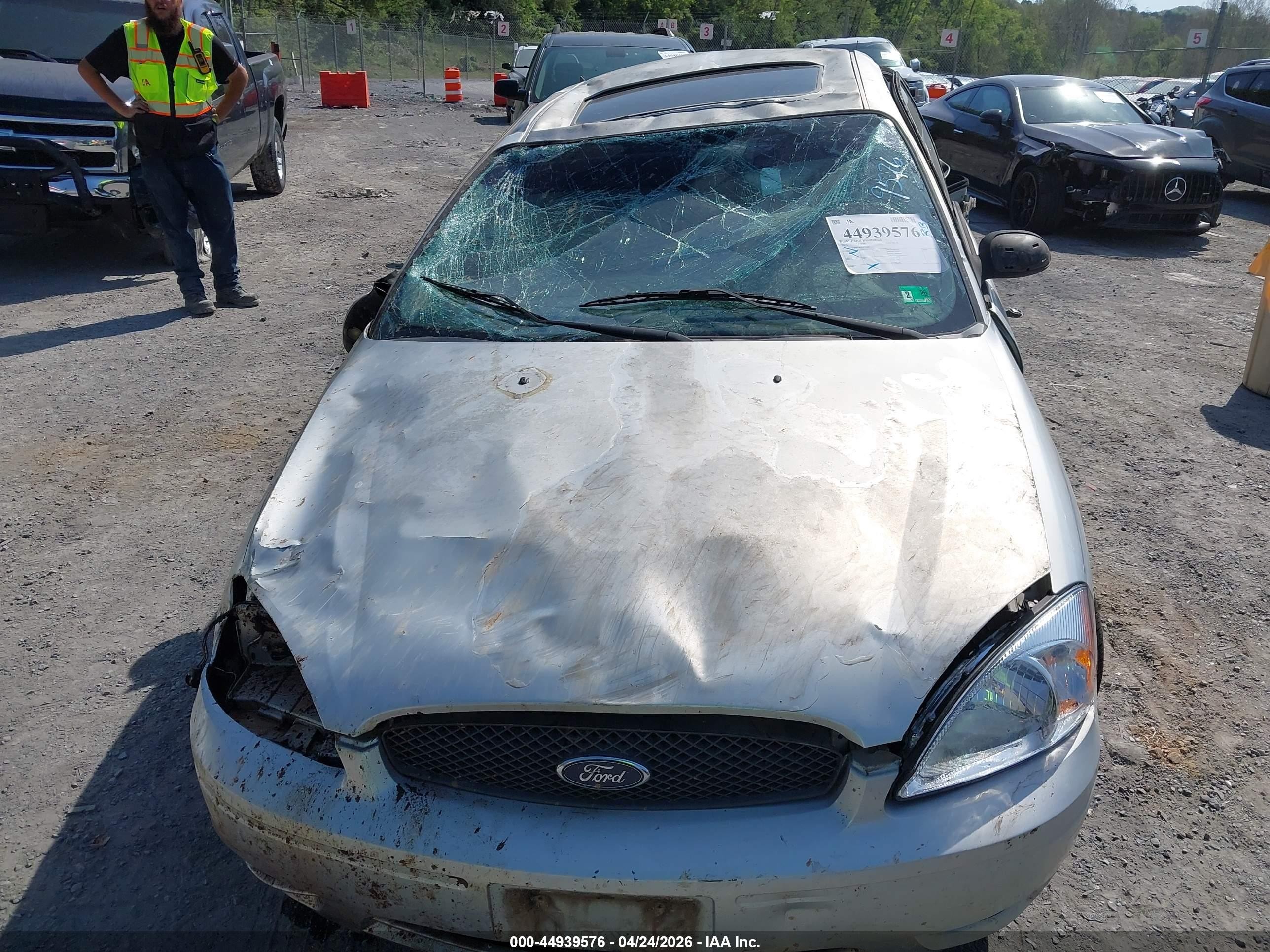 2005 Ford Taurus Sel Silver vin: 1FAFP56U45A151685