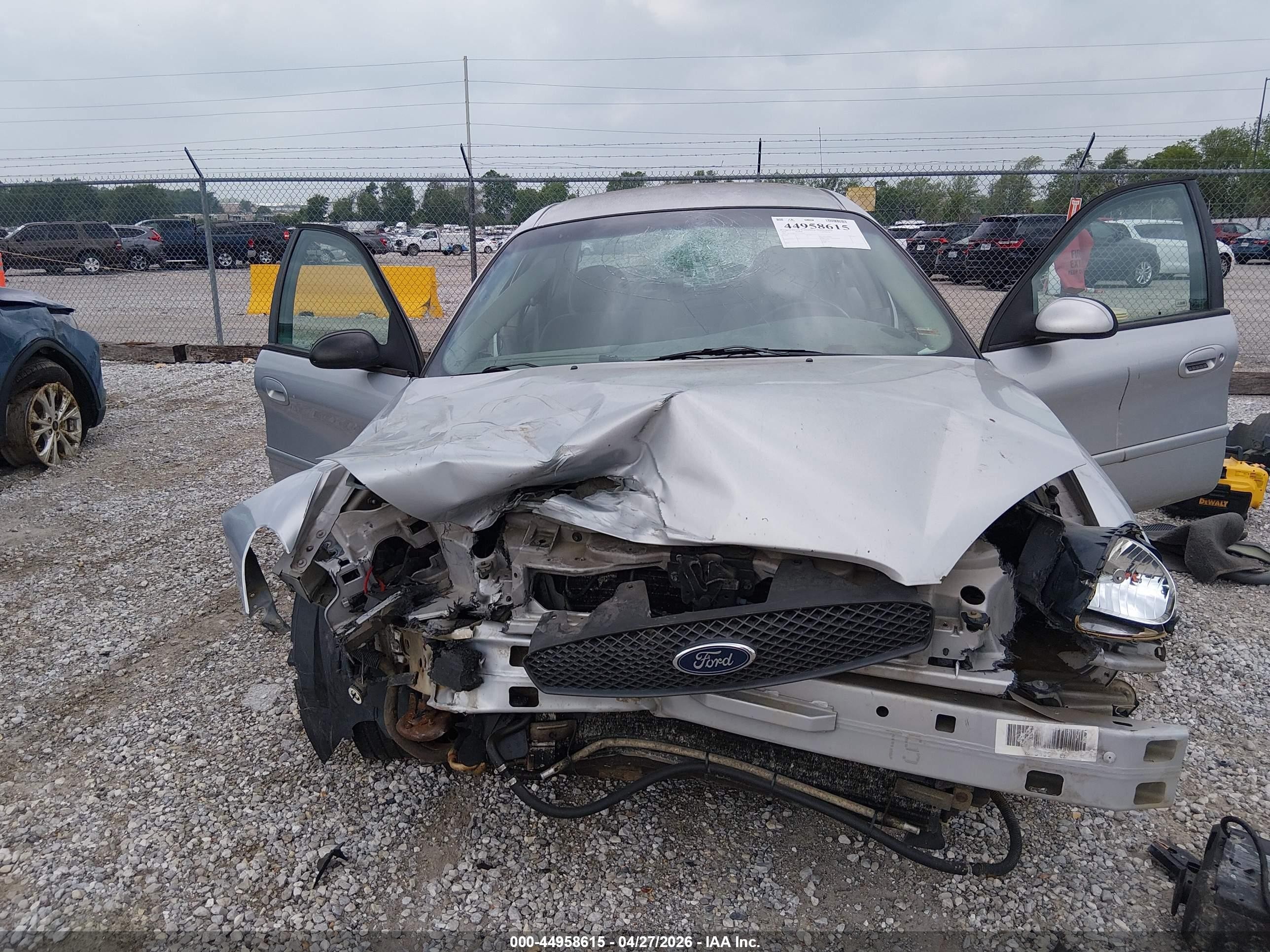 2005 Ford Taurus Sel Серый vin: 1FAFP56U45A155509