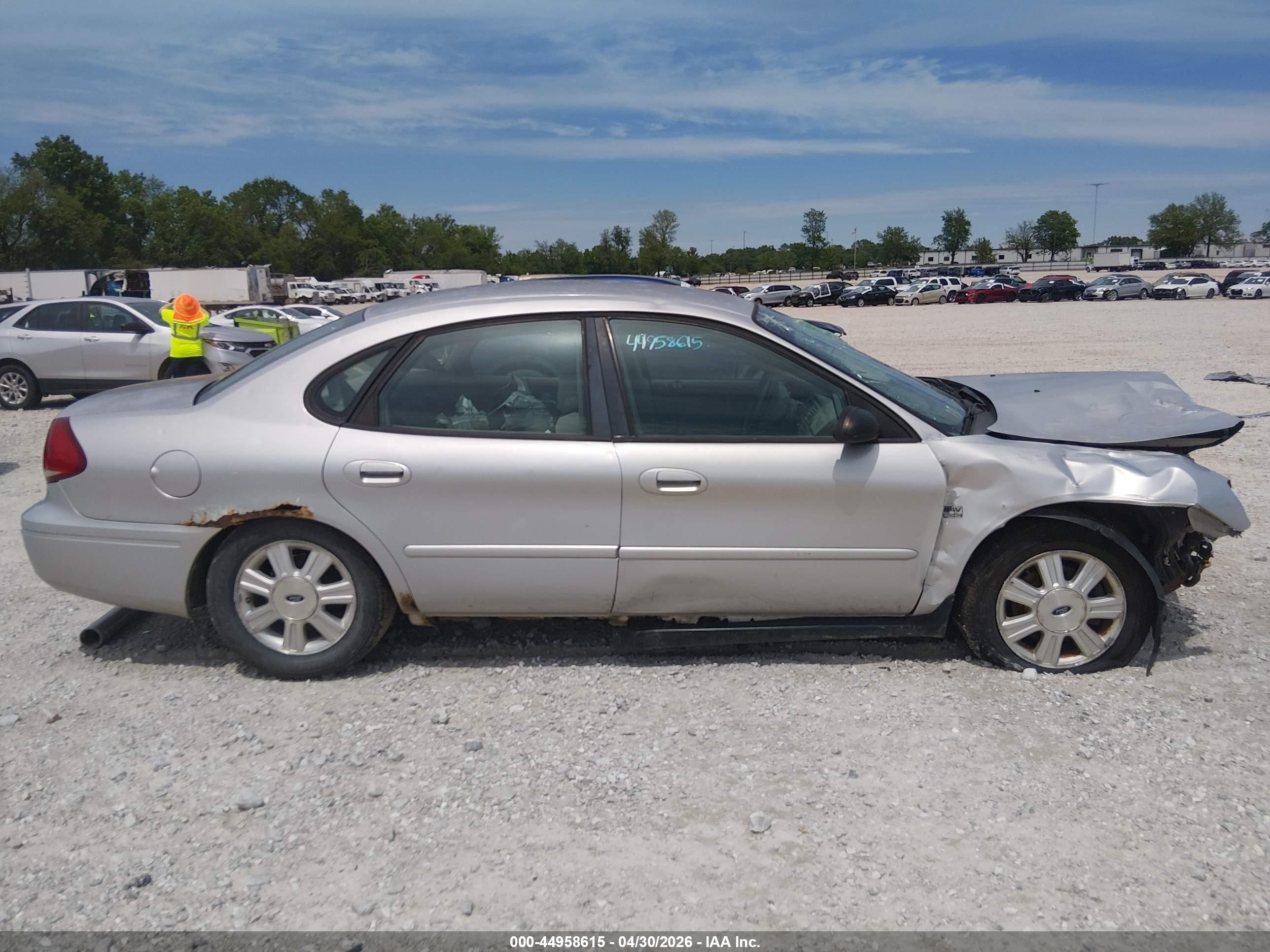 2005 Ford Taurus Sel Серый vin: 1FAFP56U45A155509