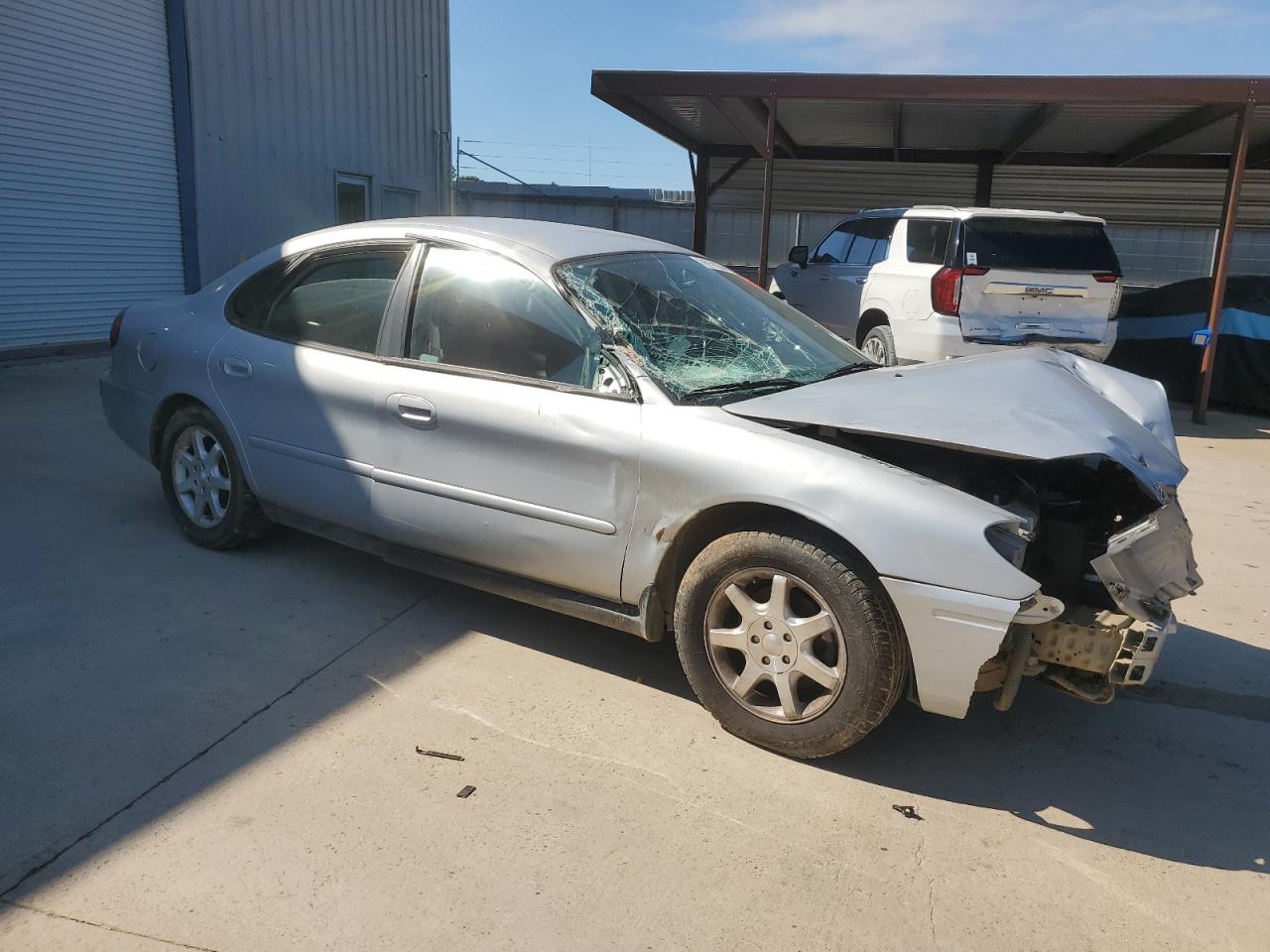 2007 Ford Taurus Sel Серебряный vin: 1FAFP56U47A136042 Damage: Right Front Door, Severe Damage, Replacement Required