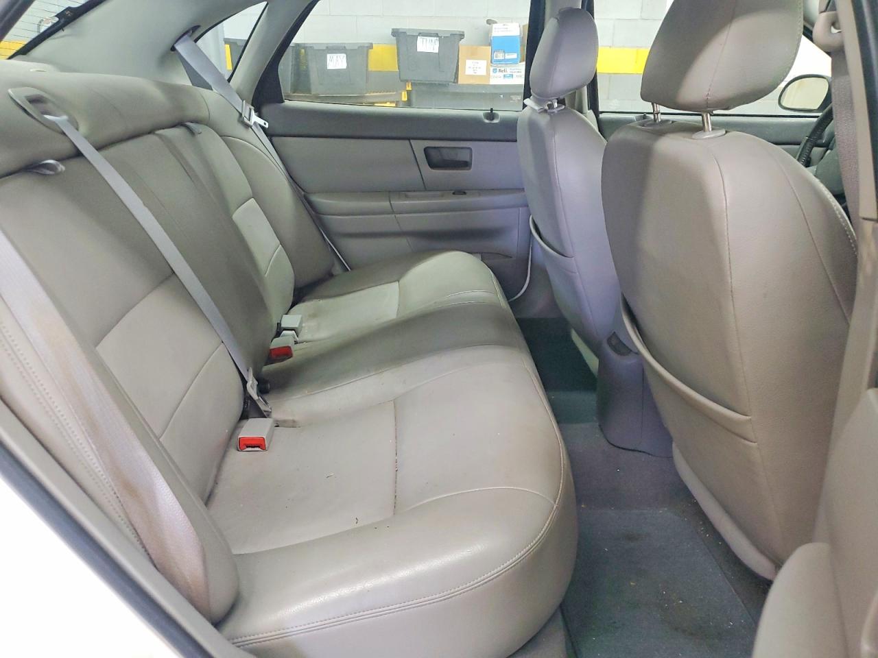 2007 Ford Taurus Sel Белый vin: 1FAFP56UX7A163326