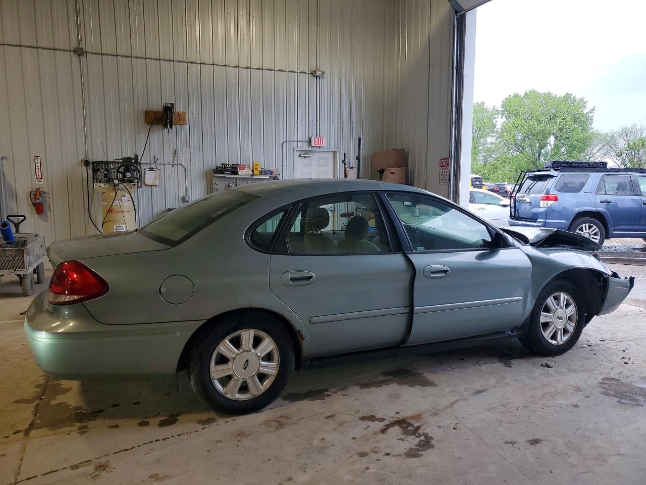 2007 Ford Taurus Sel Green vin: 1FAFP56UX7A171698