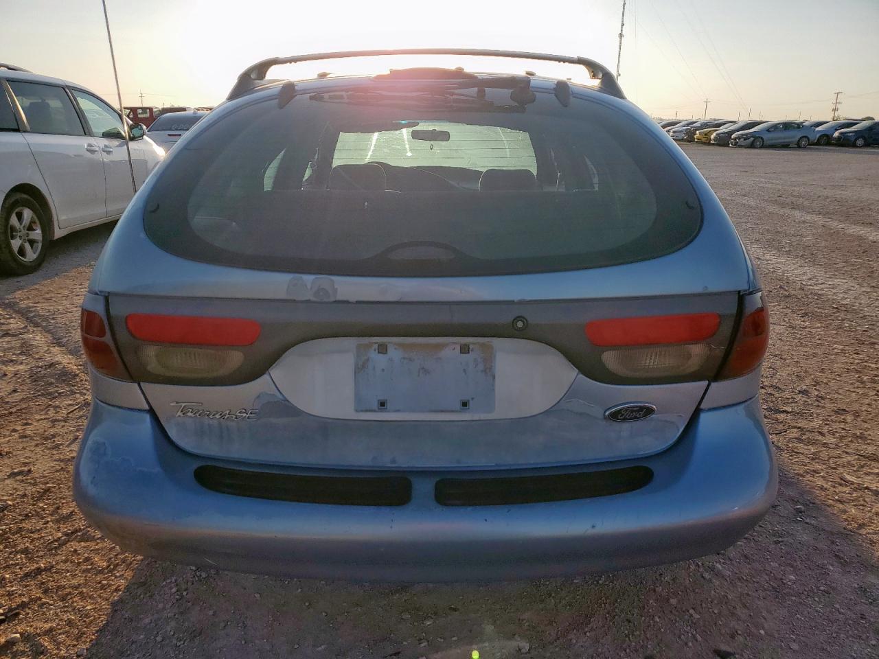 1998 Ford Taurus Se Blue vin: 1FAFP57S3WG181532