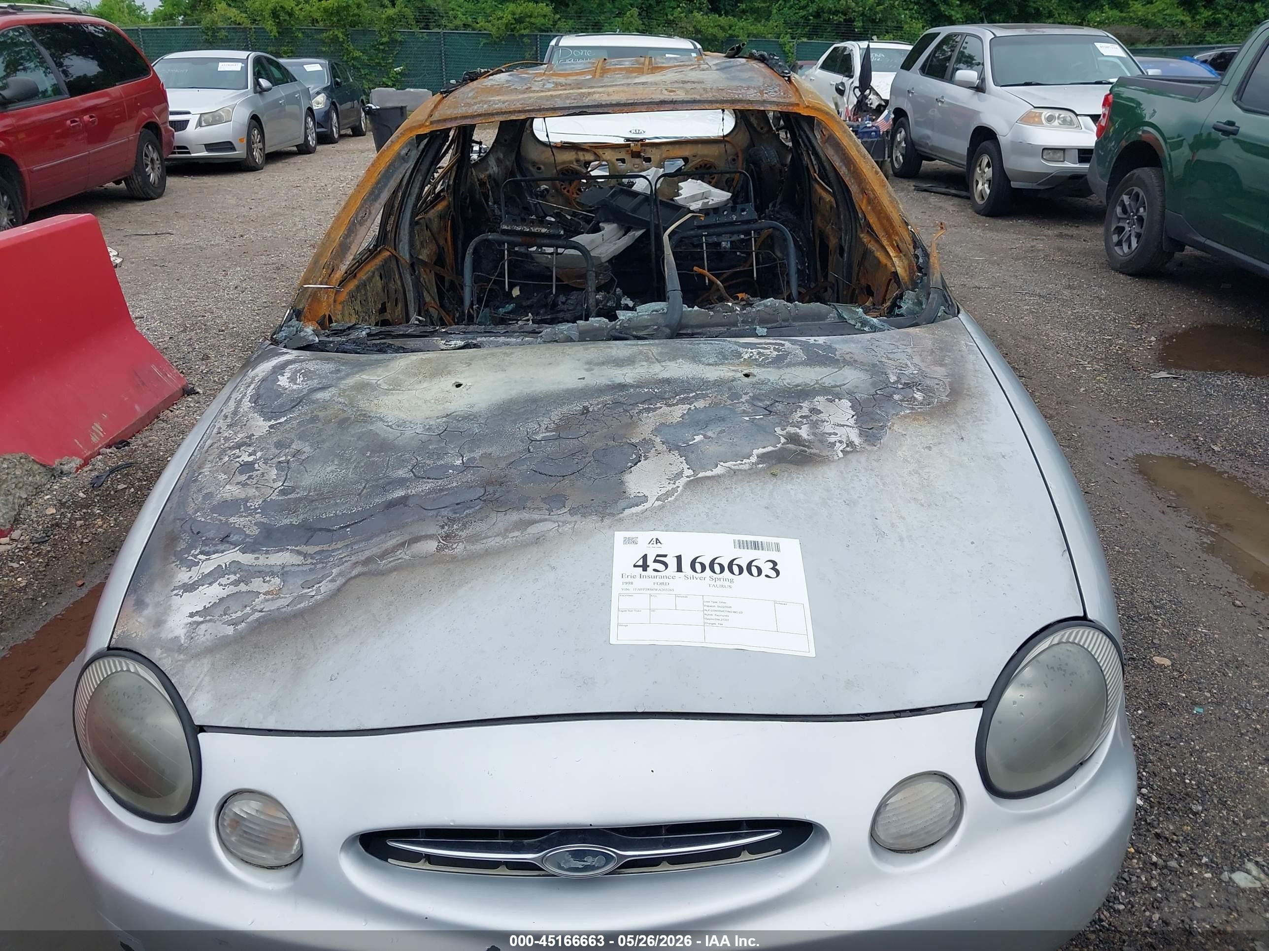 1998 Ford Taurus Se Silver vin: 1FAFP58S6WA203265
