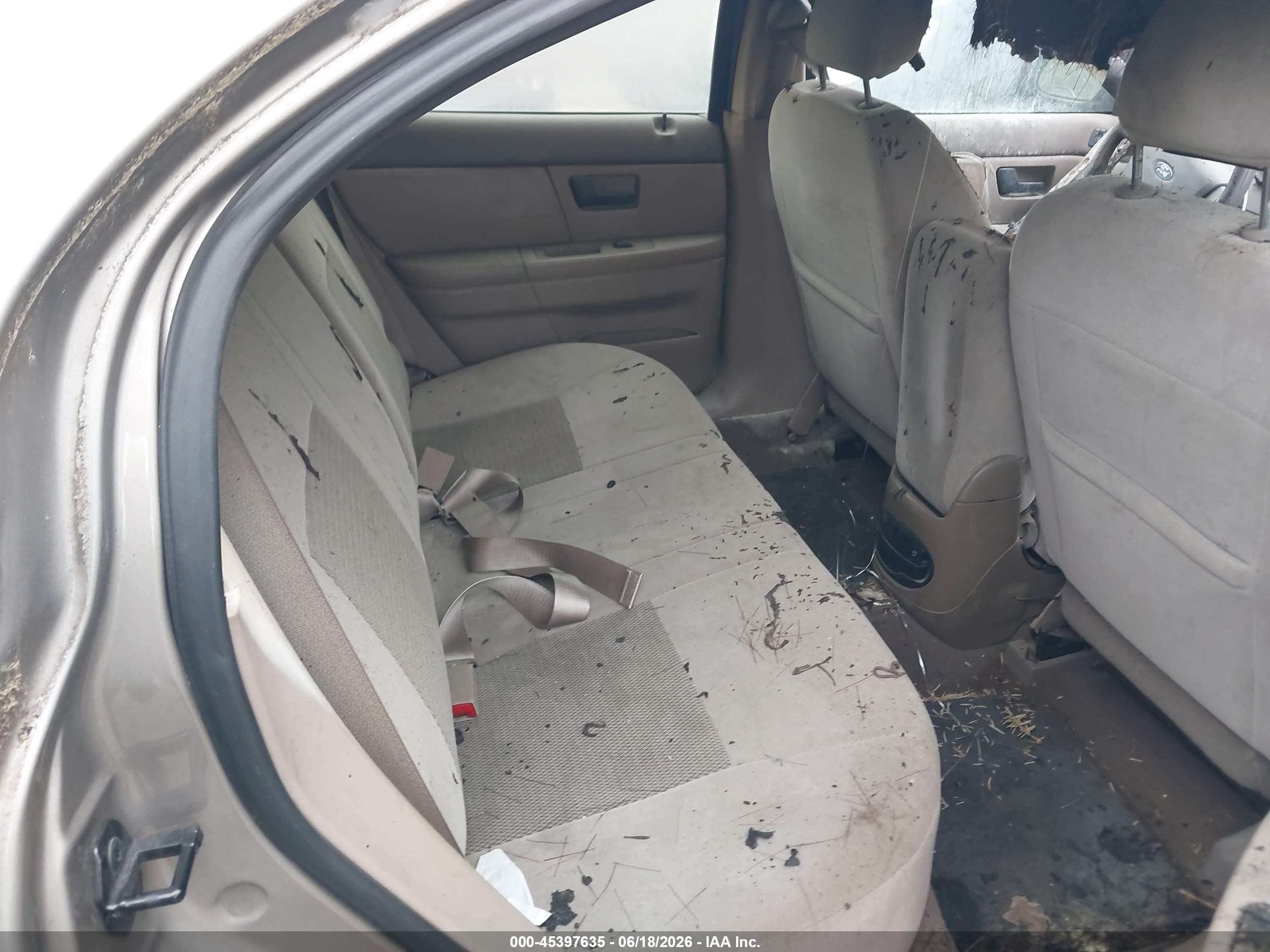 2004 Ford Taurus Se Tan vin: 1FAFP58S84A150095