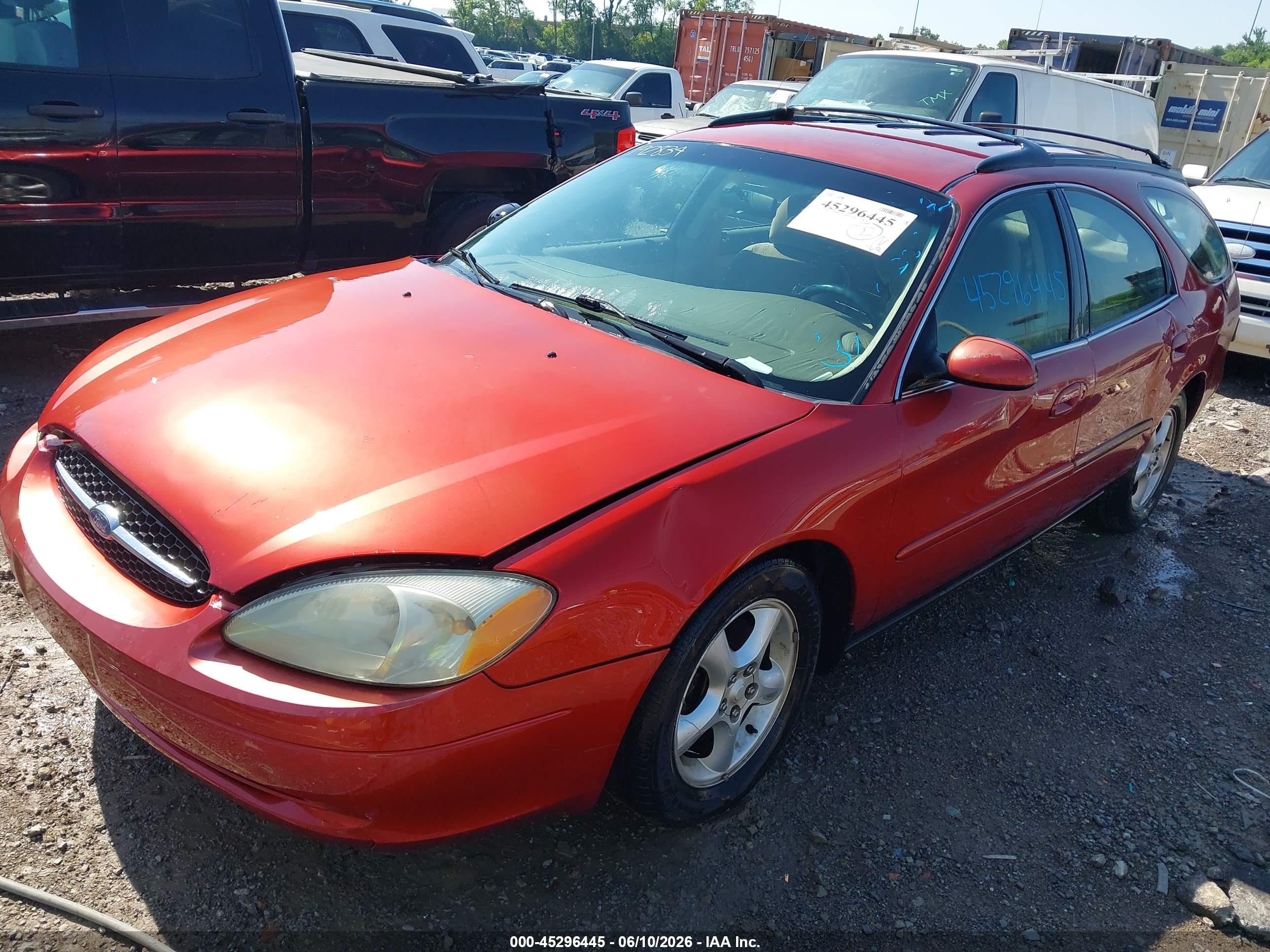2001 Ford Taurus Se Red vin: 1FAFP58U31A192834