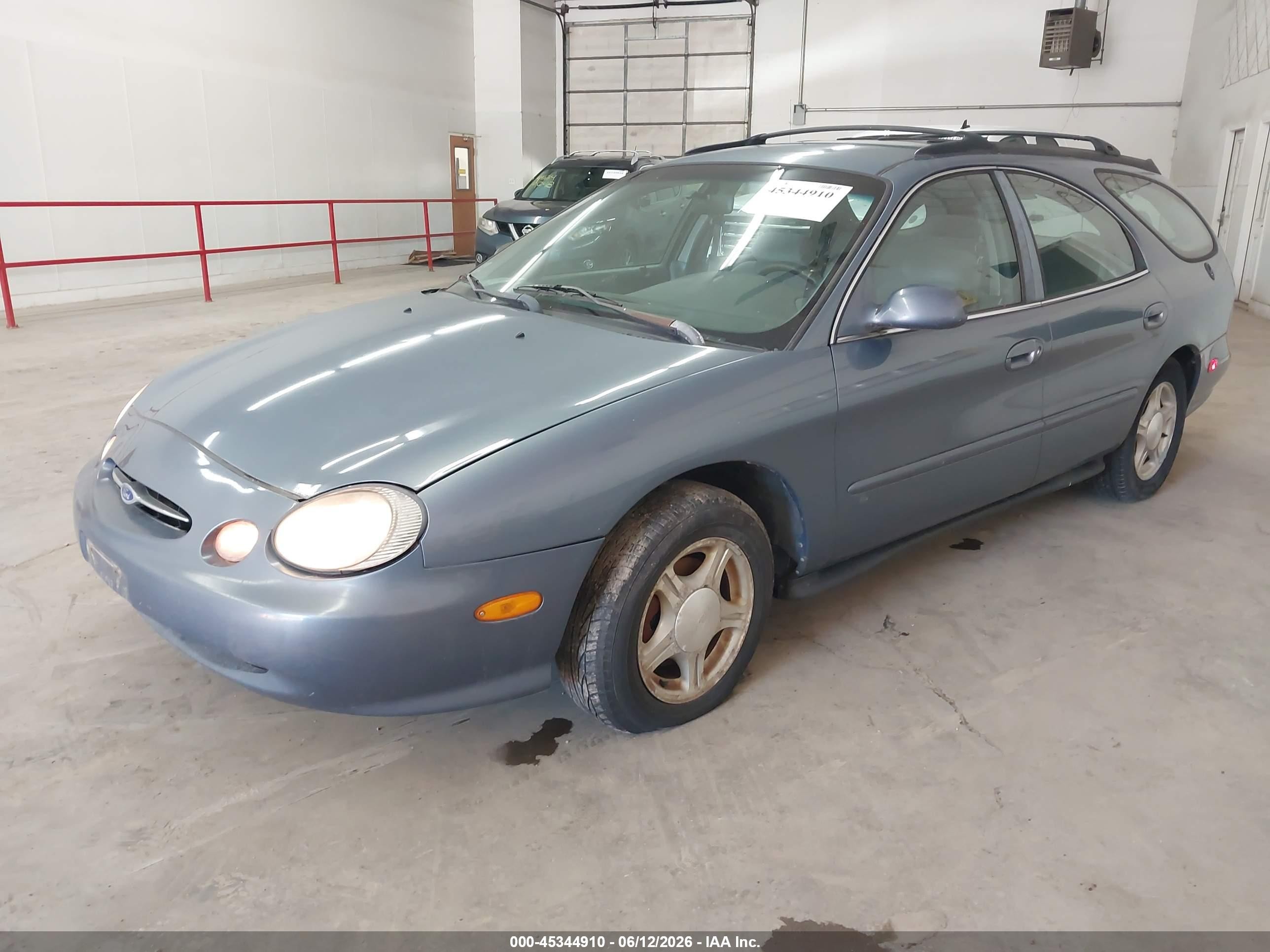 1999 Ford Taurus Se Light Blue vin: 1FAFP58U3XG220752