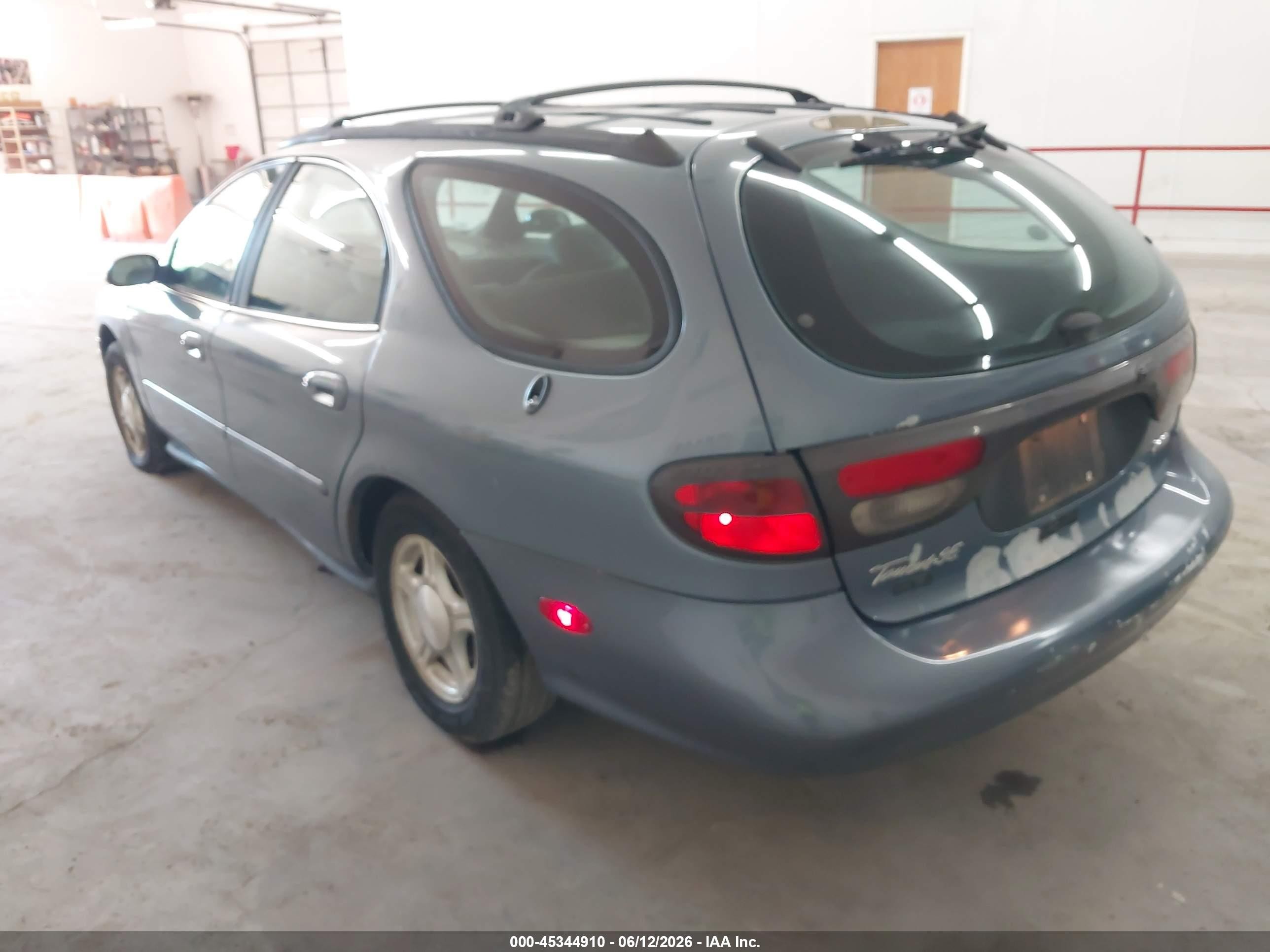 1999 Ford Taurus Se Light Blue vin: 1FAFP58U3XG220752