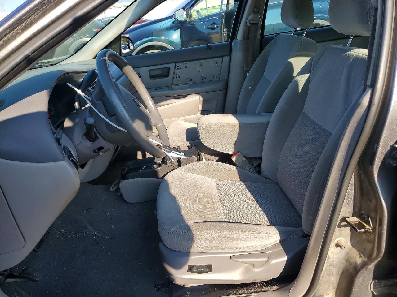 2004 Ford Taurus Se Gray vin: 1FAFP58U44A130380