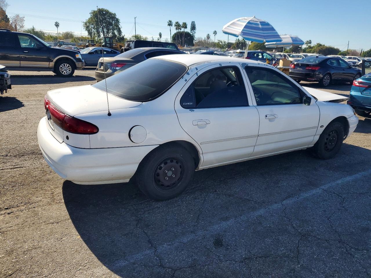 1999 Ford Contour Lx White vin: 1FAFP6531XK182565