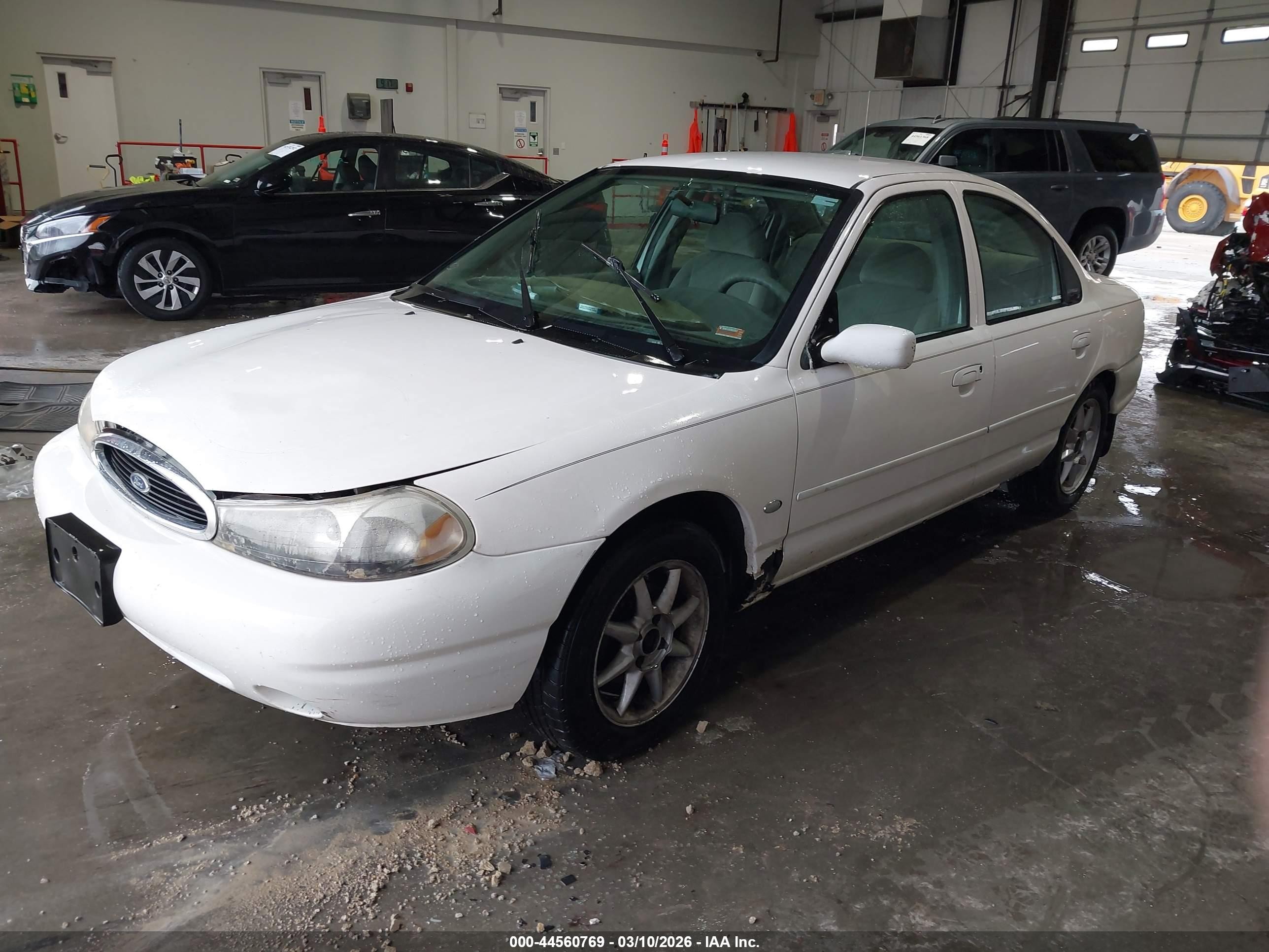 1999 Ford Contour Se White vin: 1FAFP6630XK119729