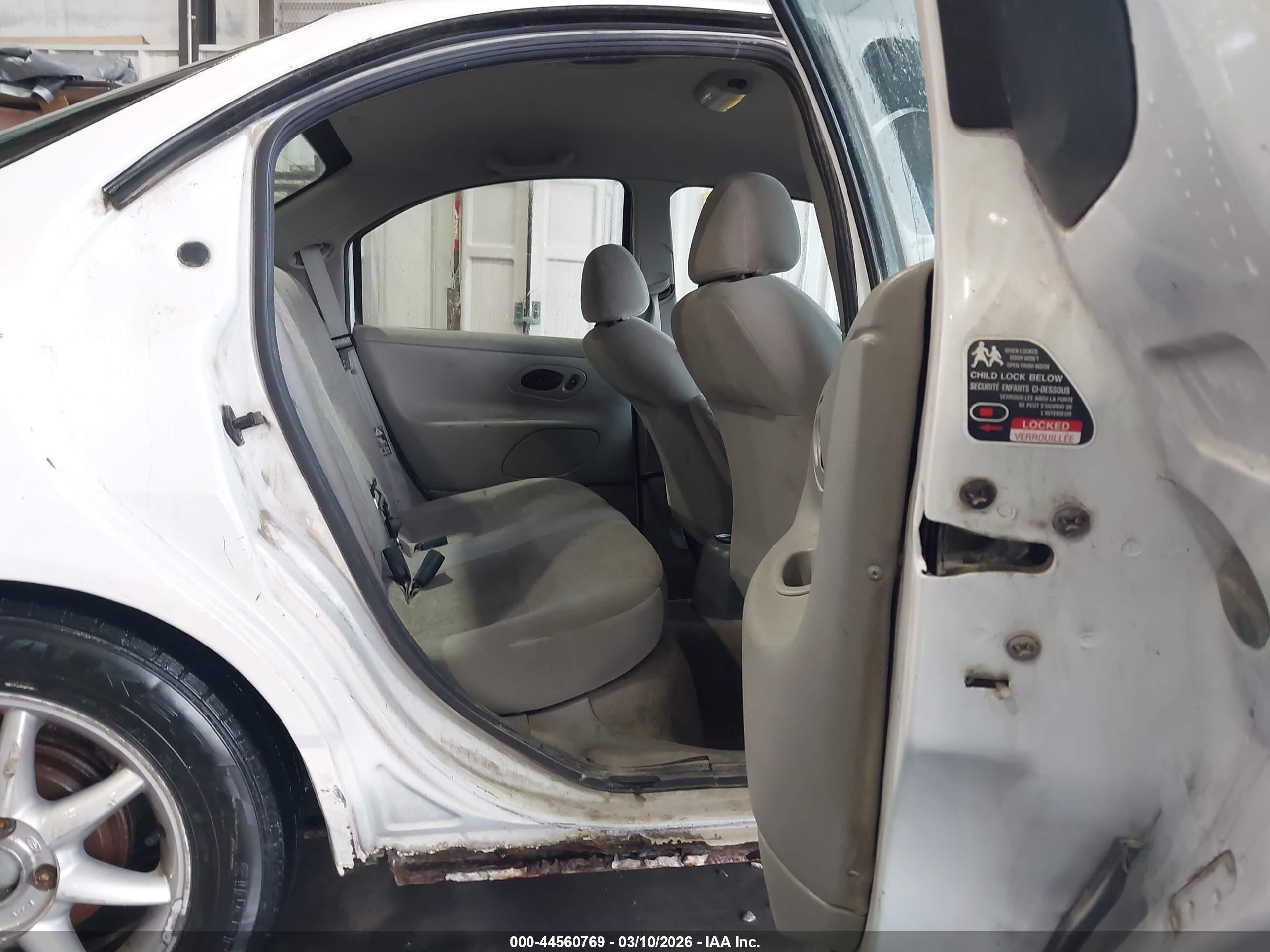 1999 Ford Contour Se White vin: 1FAFP6630XK119729