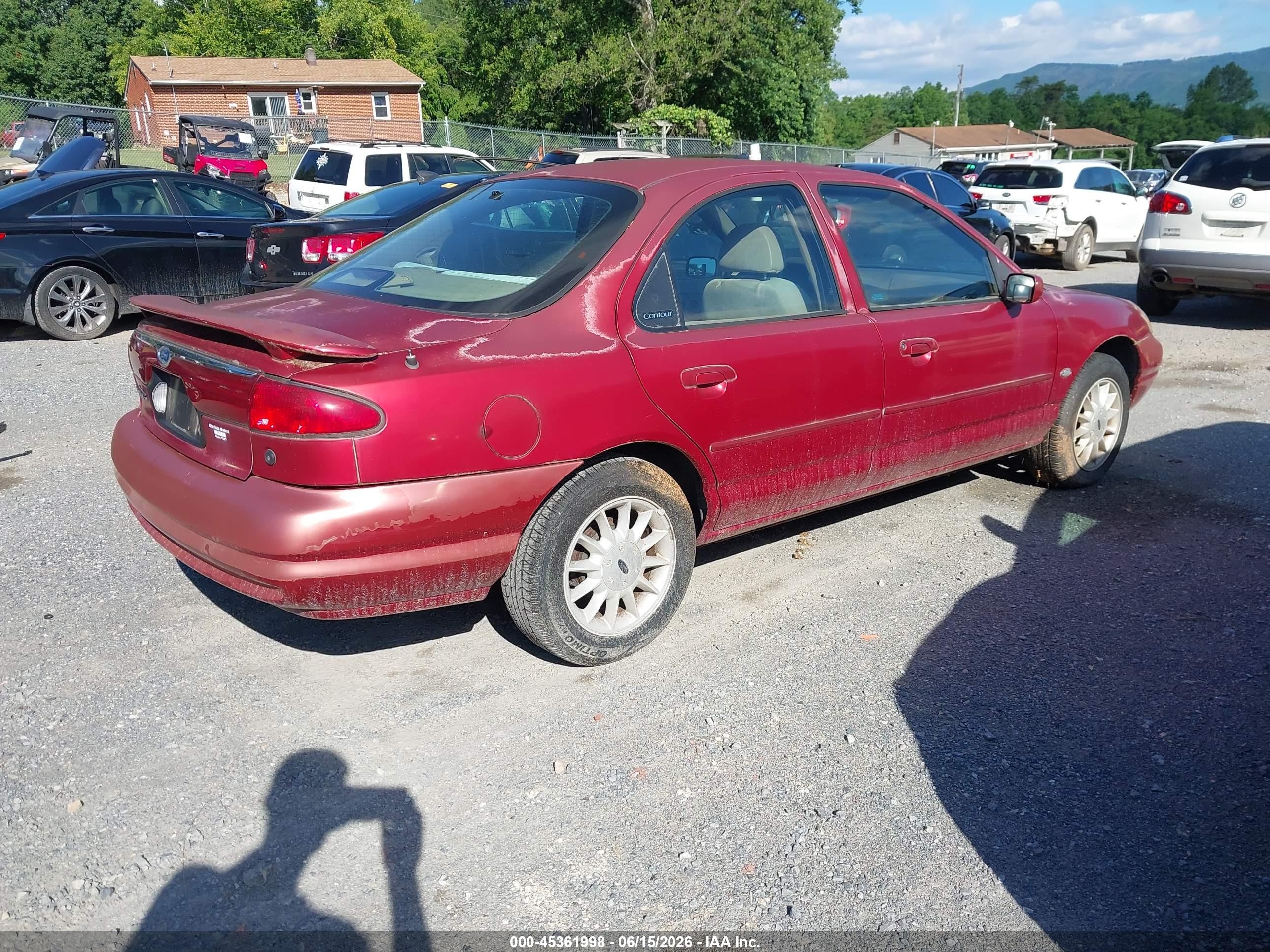 1998 Ford Contour Lx/sport/se Red vin: 1FAFP6632WK237313