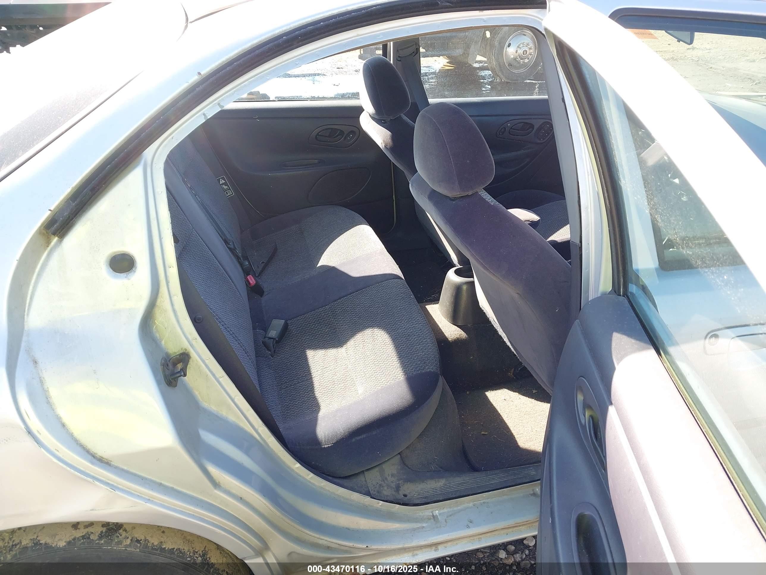 1999 Ford Contour Se Серебряный vin: 1FAFP6639XK133693