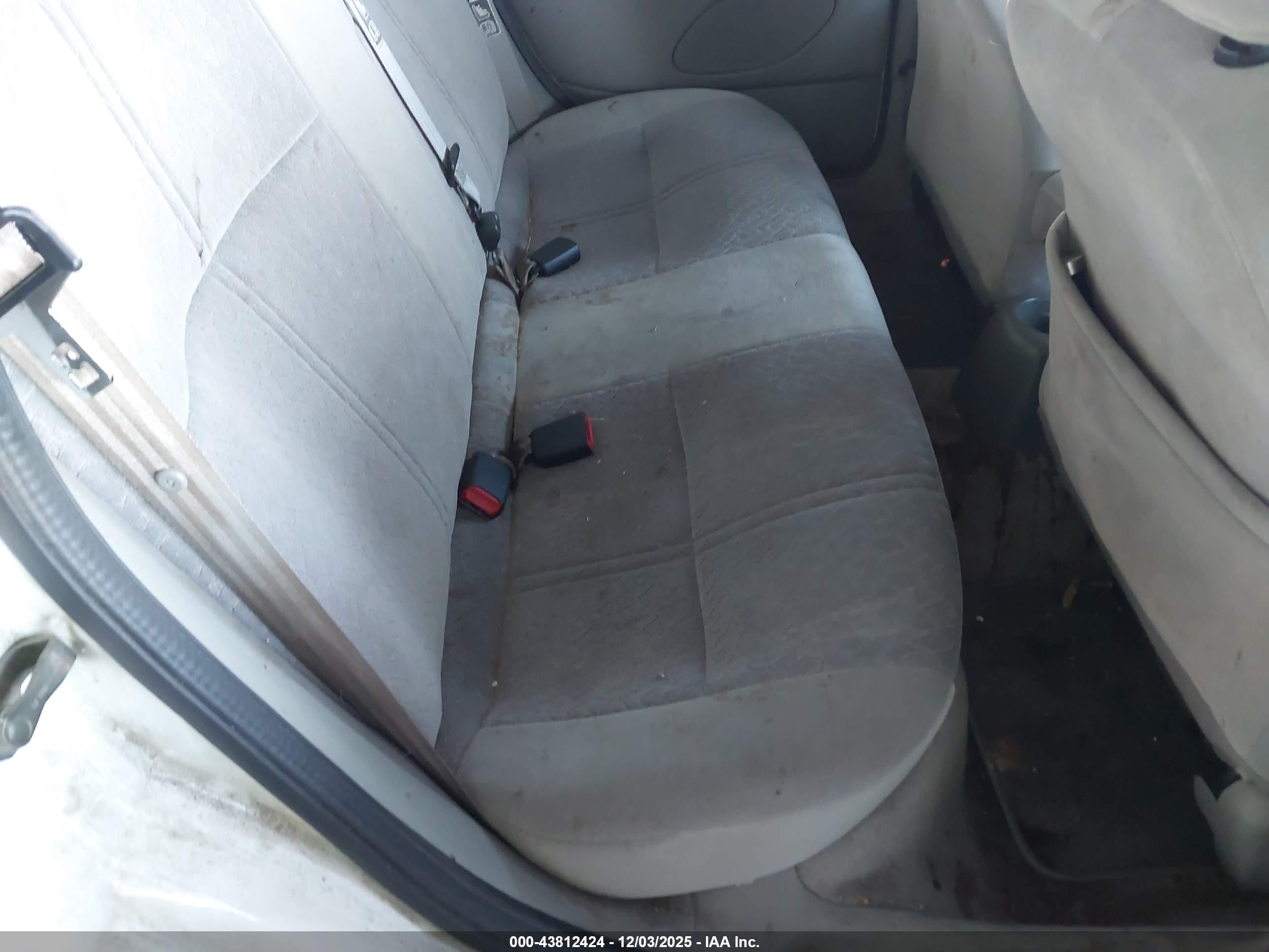 1999 Ford Contour Se White vin: 1FAFP66L7XK208536