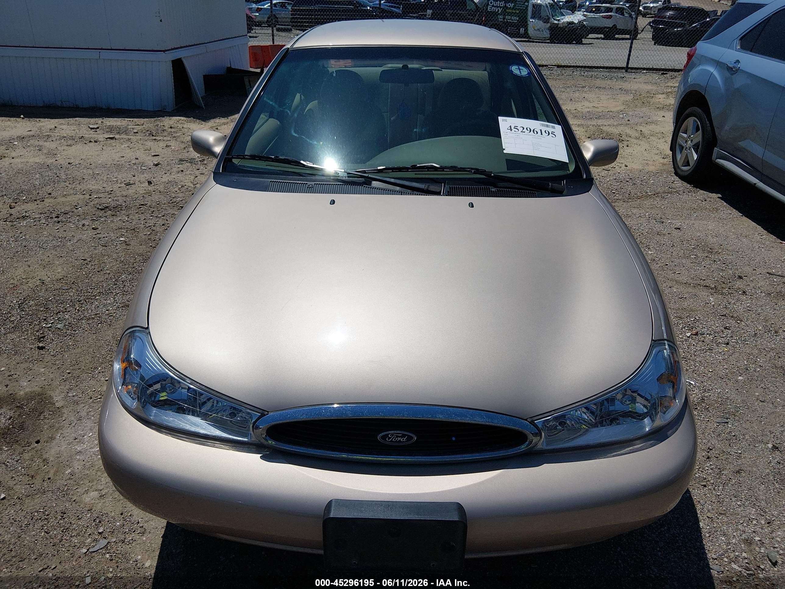 1998 Ford Contour   Beige vin: 1FAFP66LXWK304286