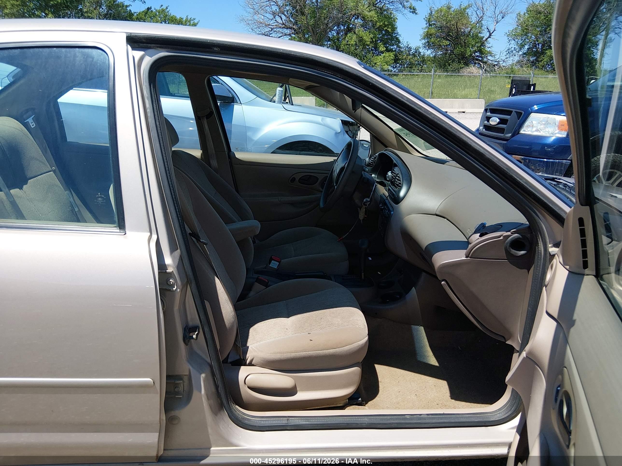 1998 Ford Contour   Beige vin: 1FAFP66LXWK304286