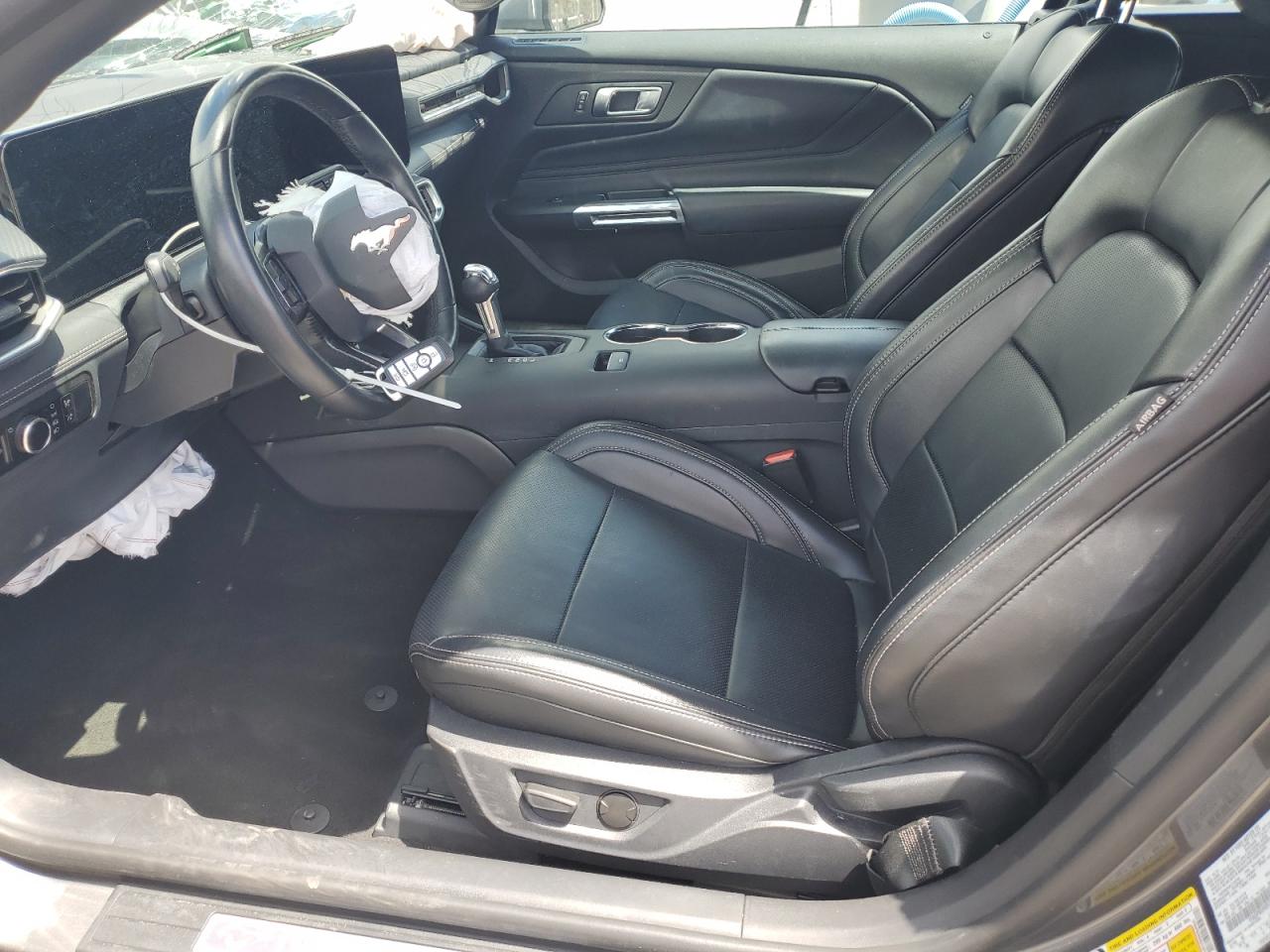 2025 Ford Mustang Серый vin: 1FAGP8UH0S5120708 Damage: Airbag - Front Left, Deployed, Replacement Required