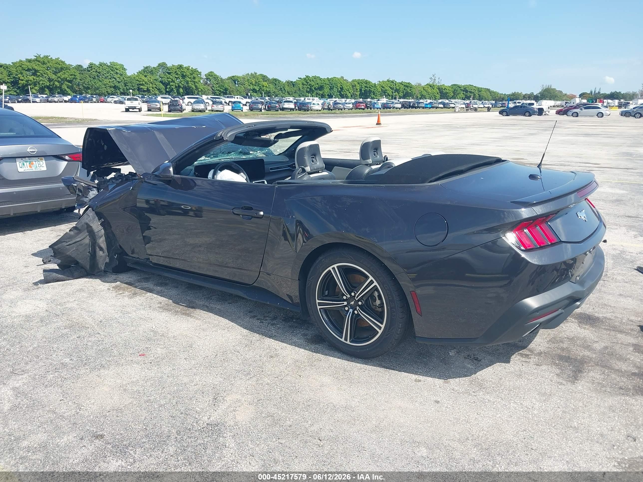 2024 Ford Mustang Ecoboost Premium Серый vin: 1FAGP8UH2R5140646