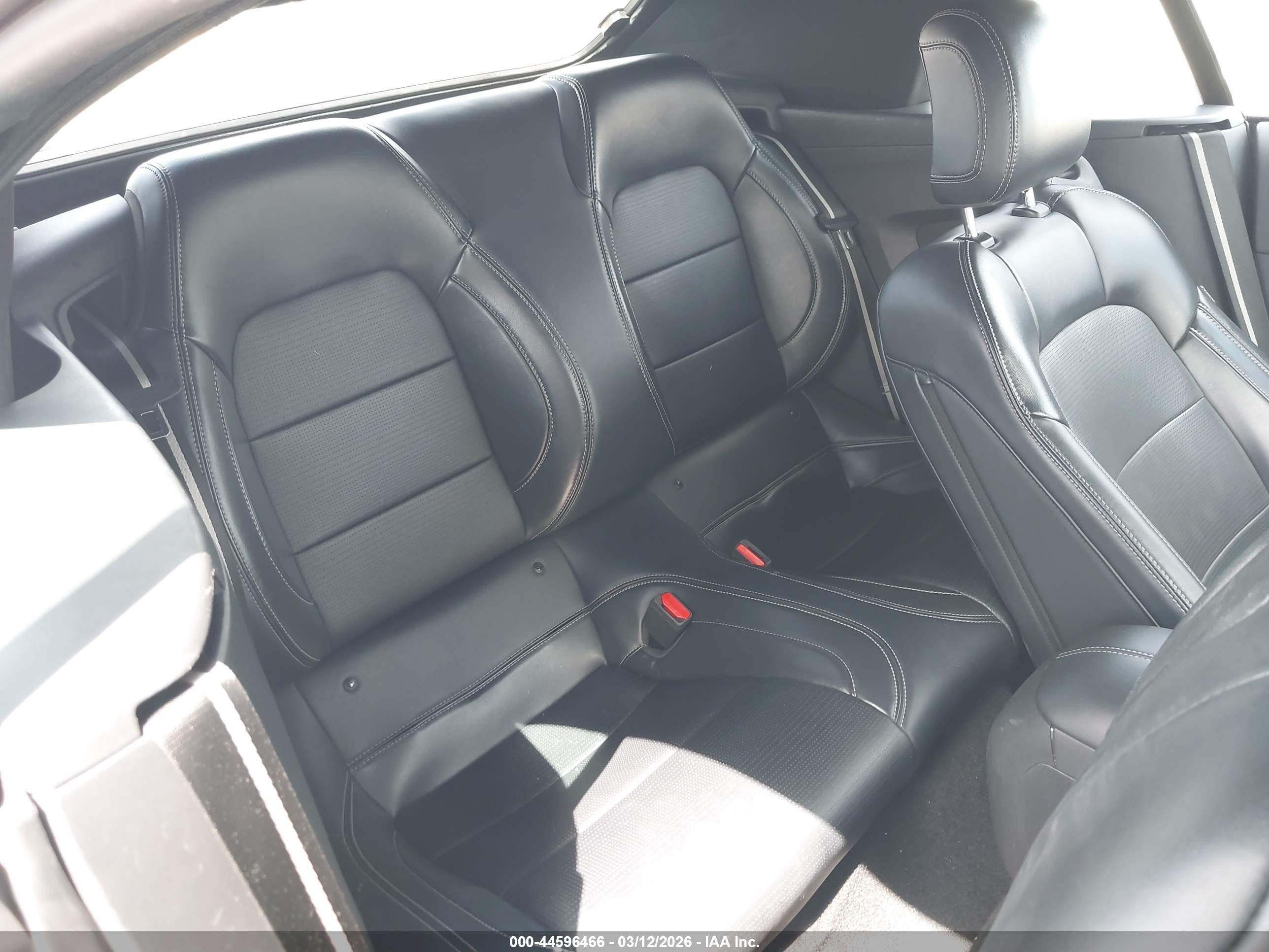2024 Ford Mustang Ecoboost Premium Silver vin: 1FAGP8UH5R5133268