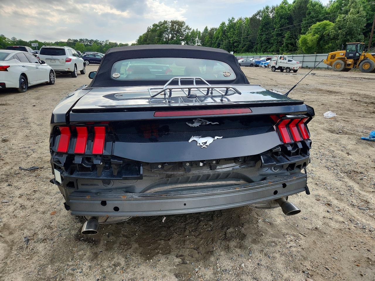 2024 Ford Mustang Black vin: 1FAGP8UH7R5126726