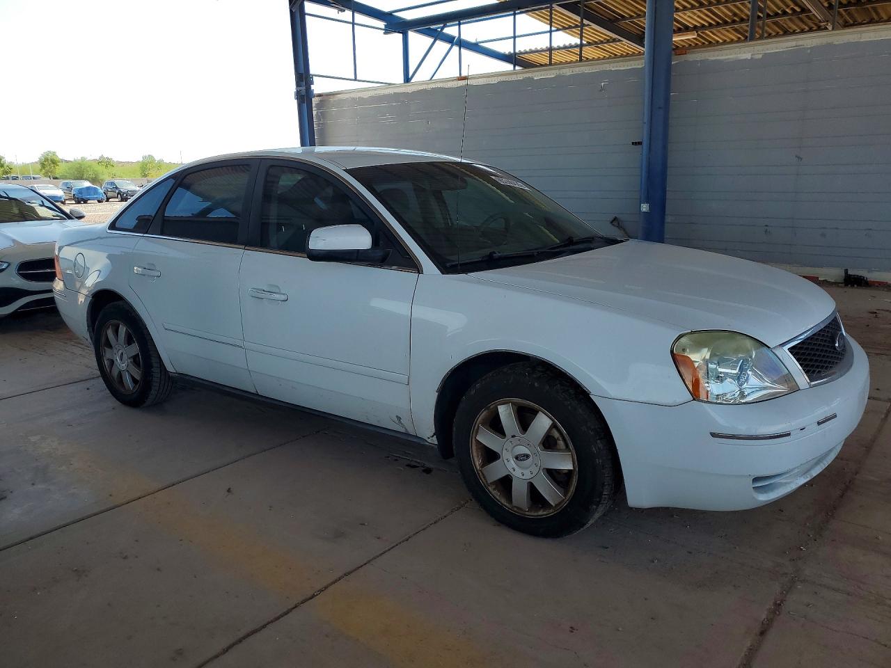 2005 Ford Five Hundred Se White vin: 1FAHP23175G151341