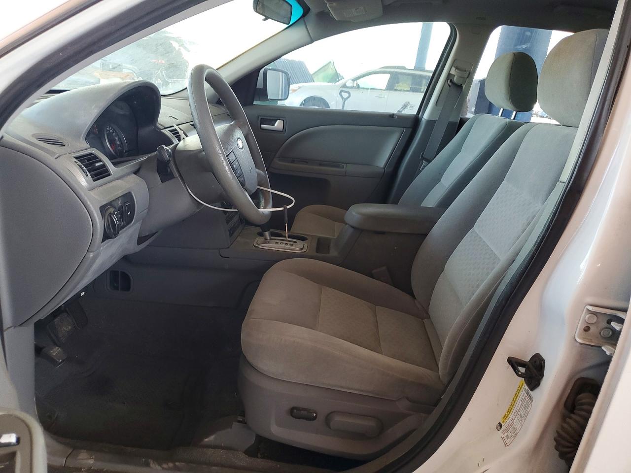 2005 Ford Five Hundred Se White vin: 1FAHP23175G151341