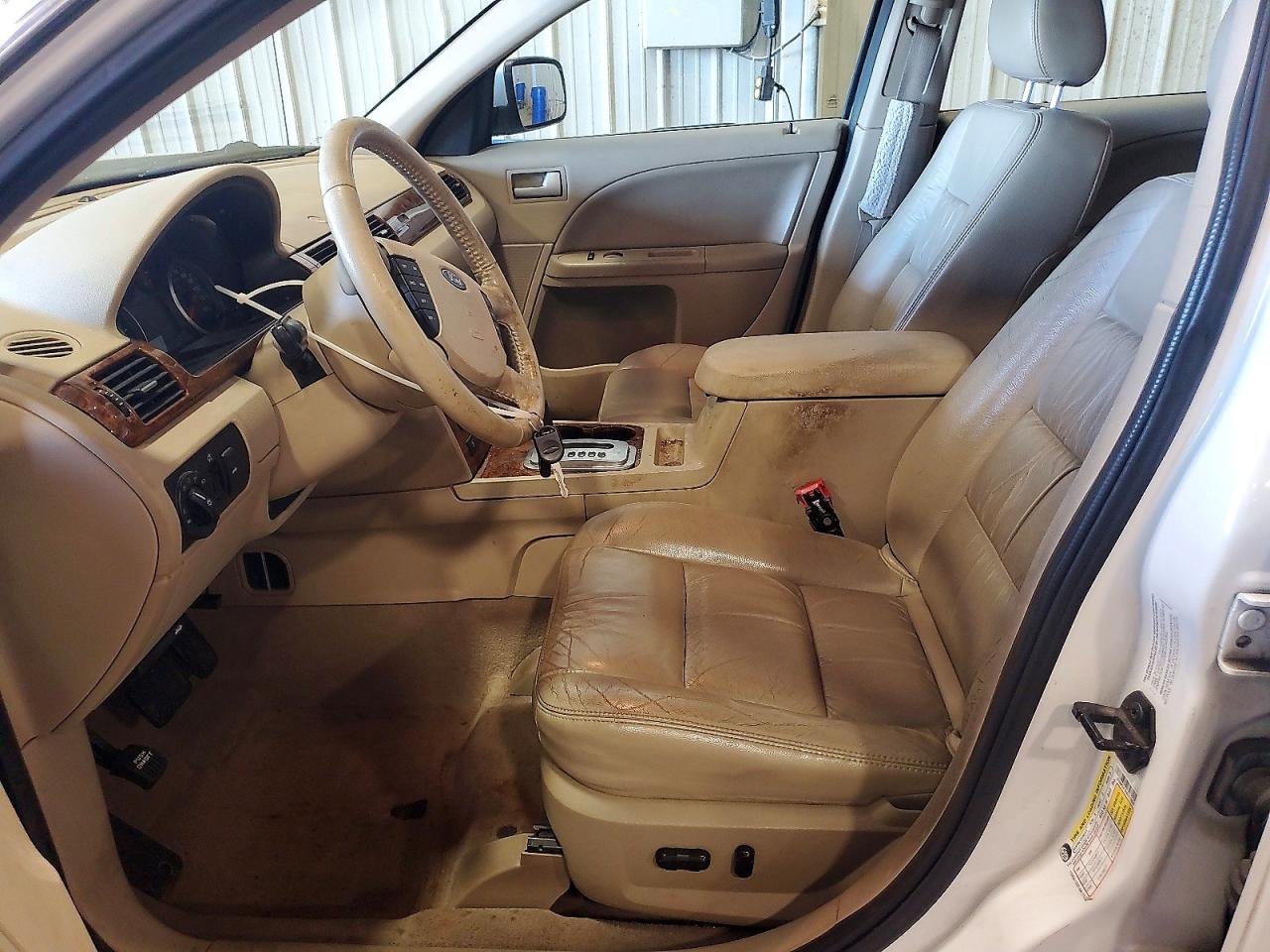 2006 Ford Five Hundred Sel White vin: 1FAHP24136G113556