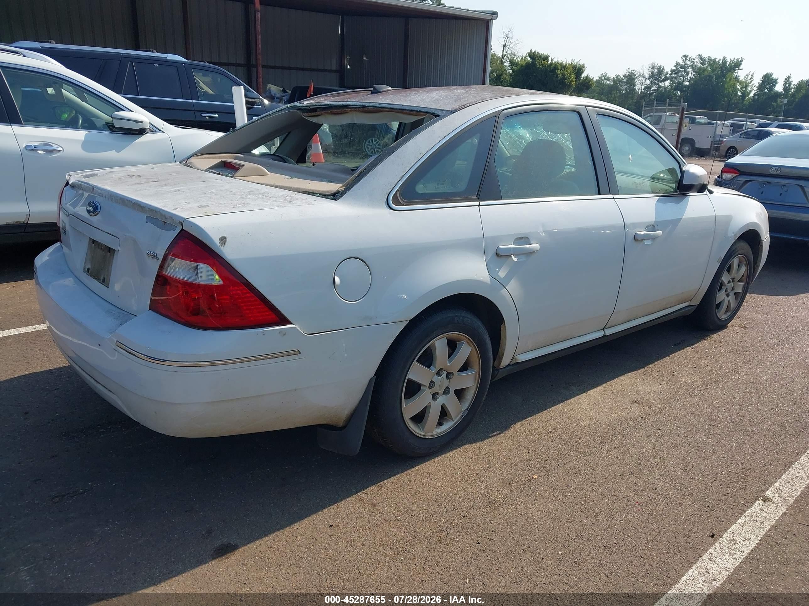 2007 Ford Five Hundred Sel White vin: 1FAHP24197G123218