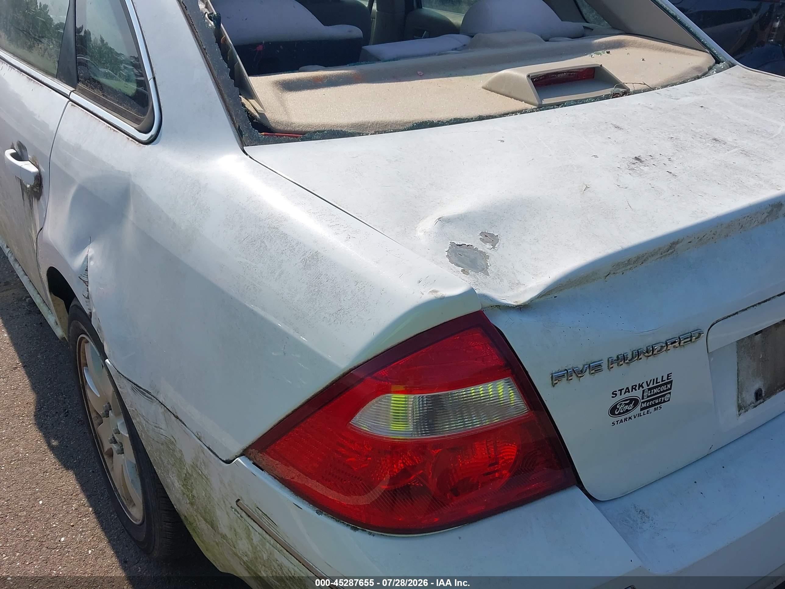2007 Ford Five Hundred Sel White vin: 1FAHP24197G123218