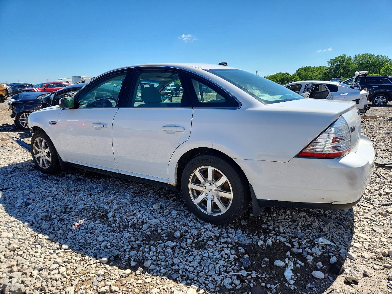 2008 Ford Taurus Sel White vin: 1FAHP24W08G152796