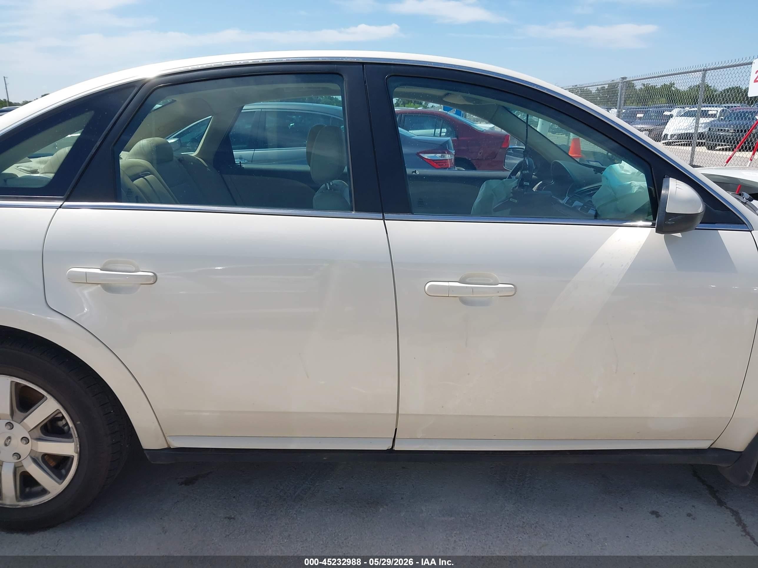 2009 Ford Taurus Sel White vin: 1FAHP24W09G101350