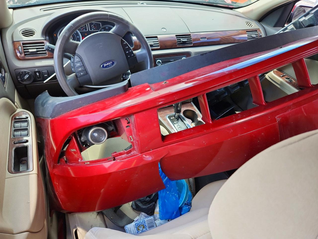 2009 Ford Taurus Sel Red vin: 1FAHP24W29G103729