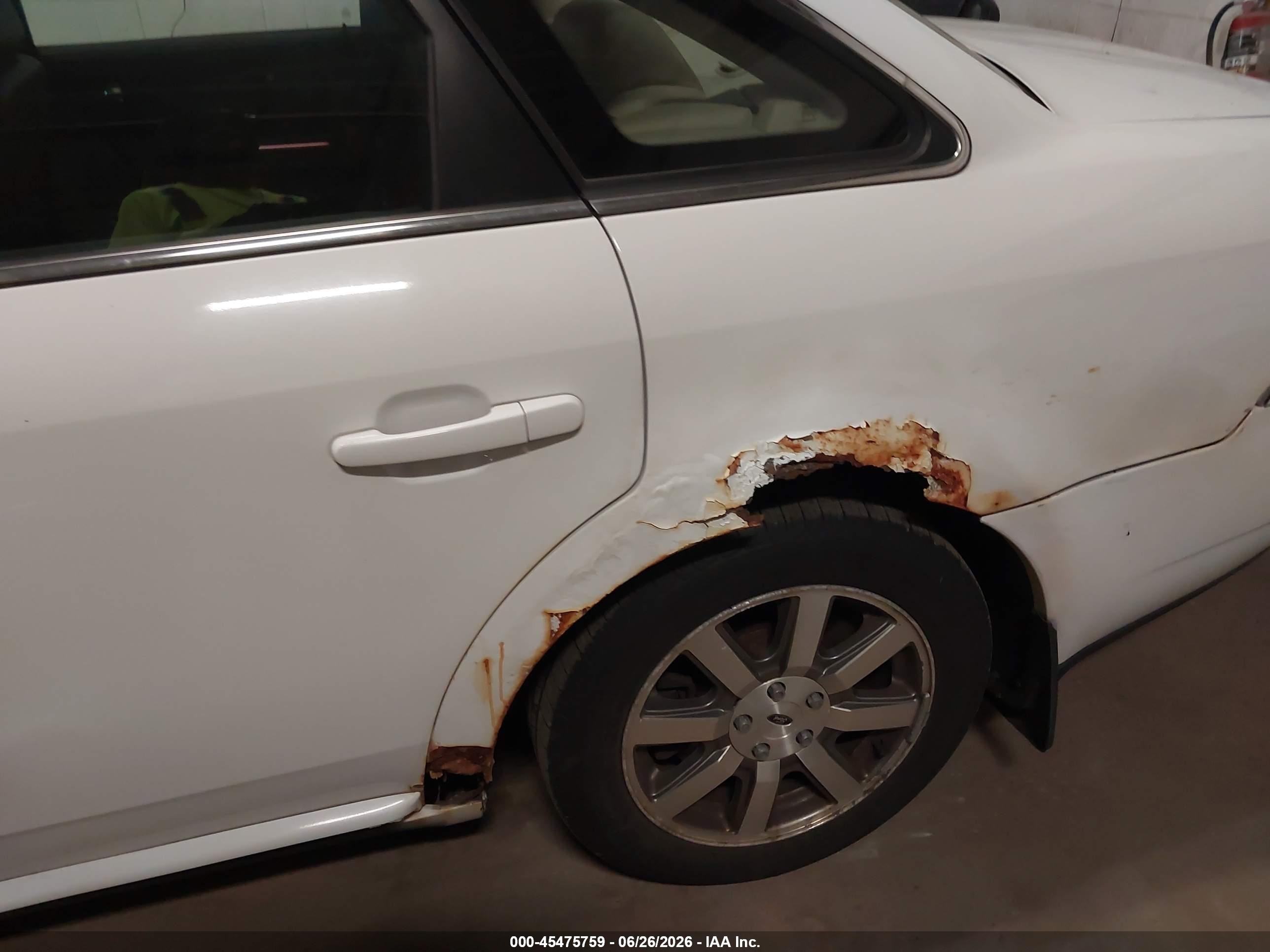 2008 Ford Taurus Sel White vin: 1FAHP24W38G111434
