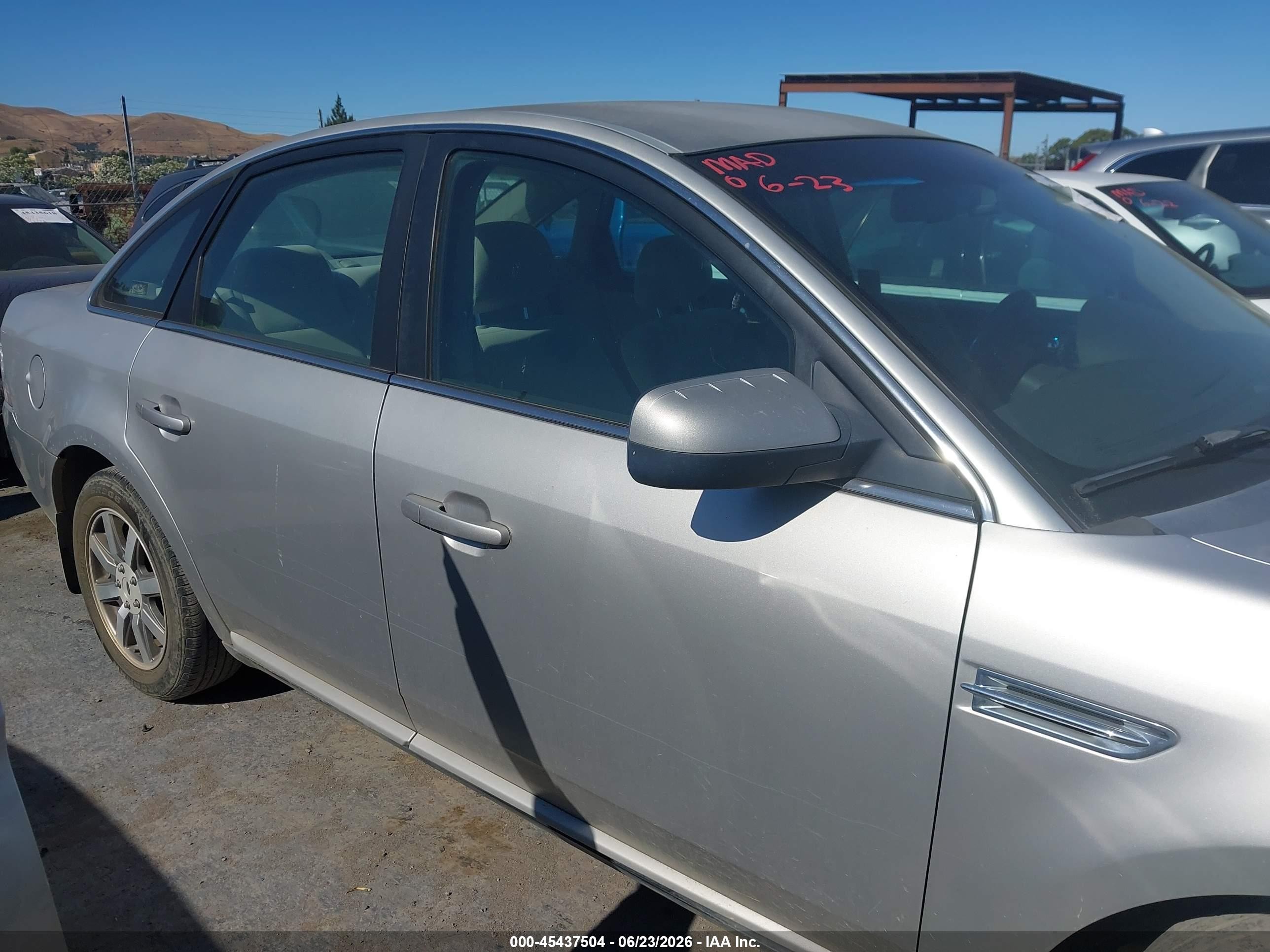 2008 Ford Taurus Sel Gray vin: 1FAHP24W48G142563