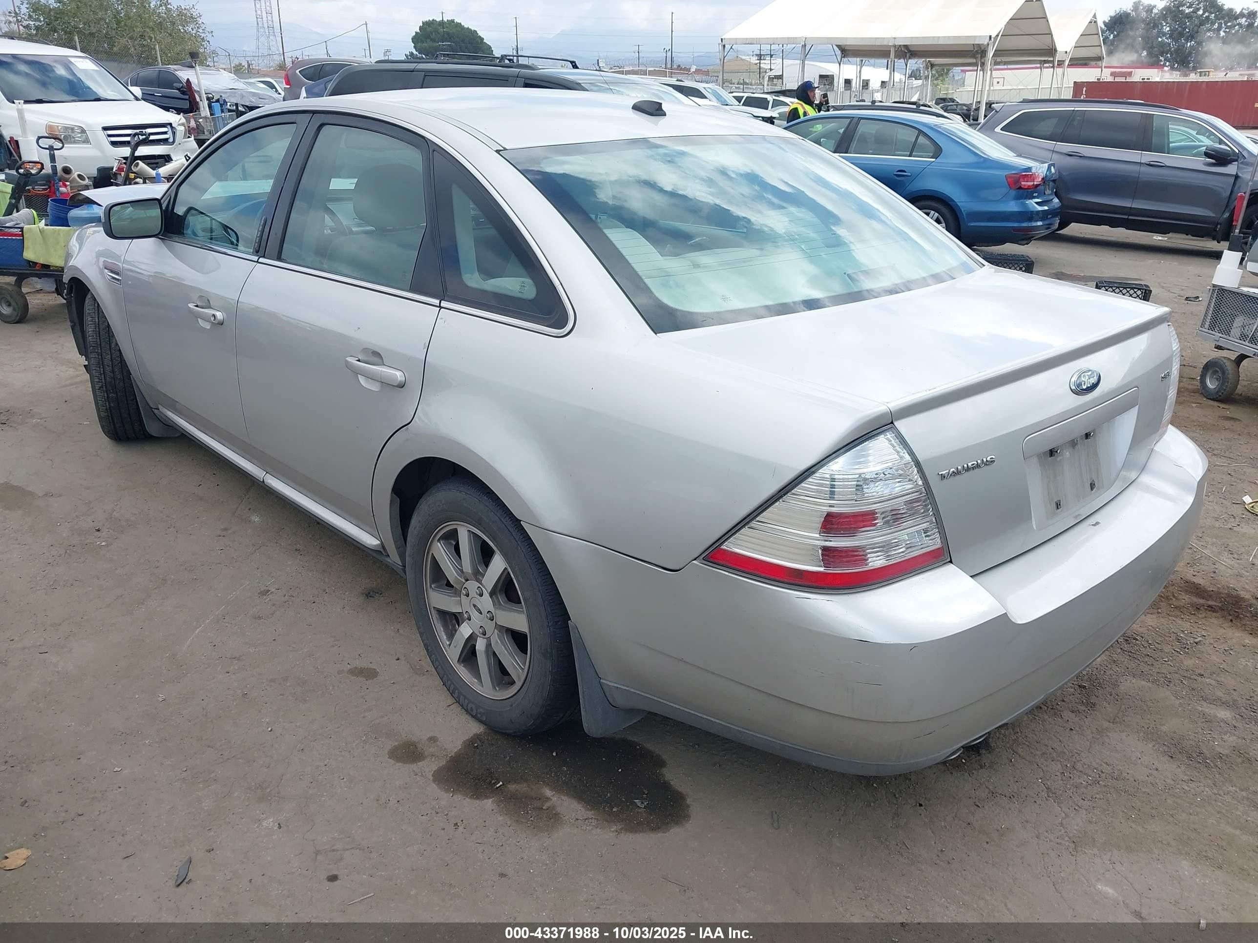 2008 Ford Taurus Sel Silver vin: 1FAHP24W68G166587