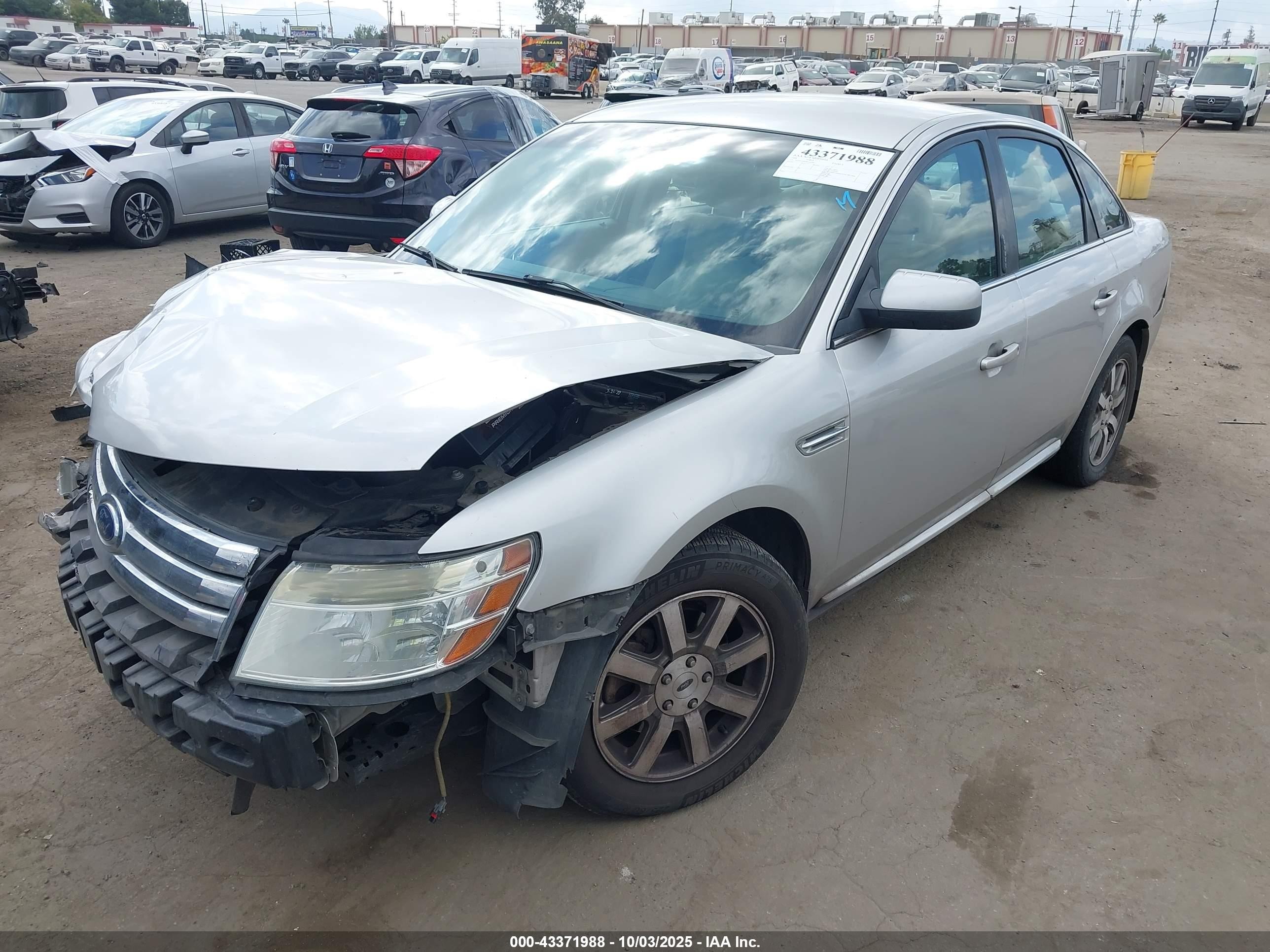 2008 Ford Taurus Sel Silver vin: 1FAHP24W68G166587