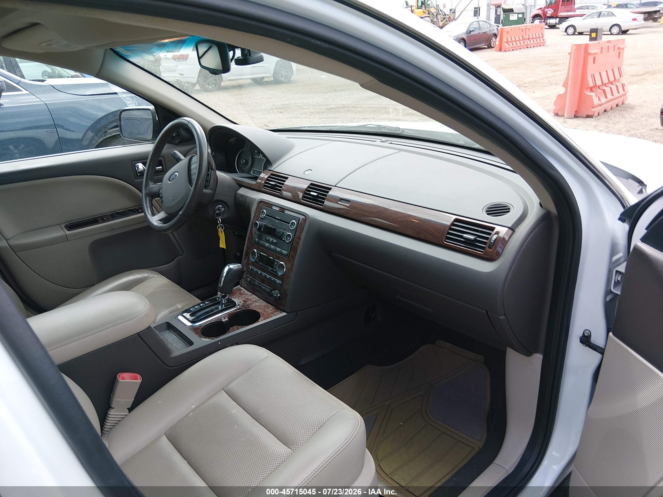 2008 Ford Taurus Sel White vin: 1FAHP24W88G161195