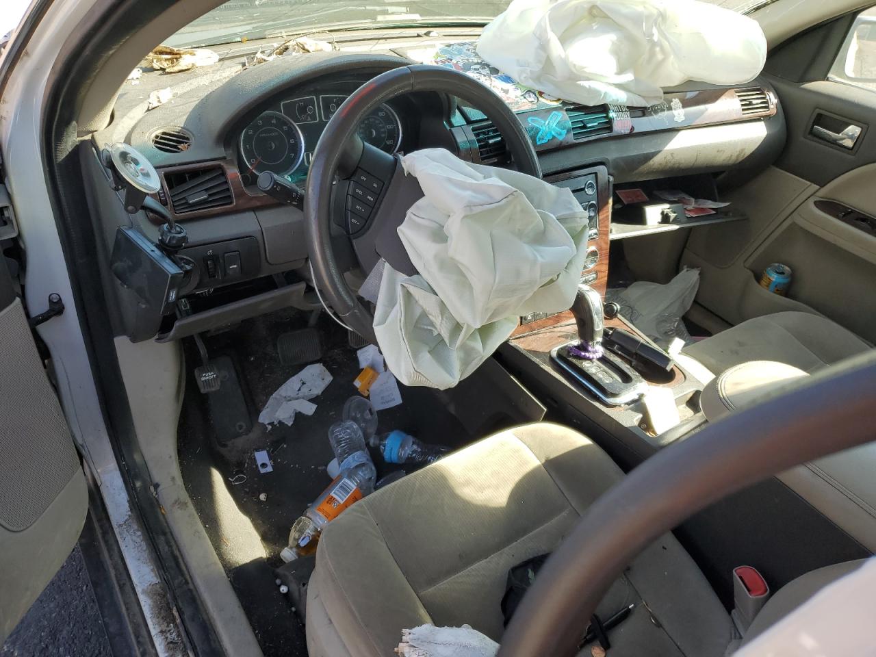 2009 Ford Taurus White vin: 1FAHP24W89G117490